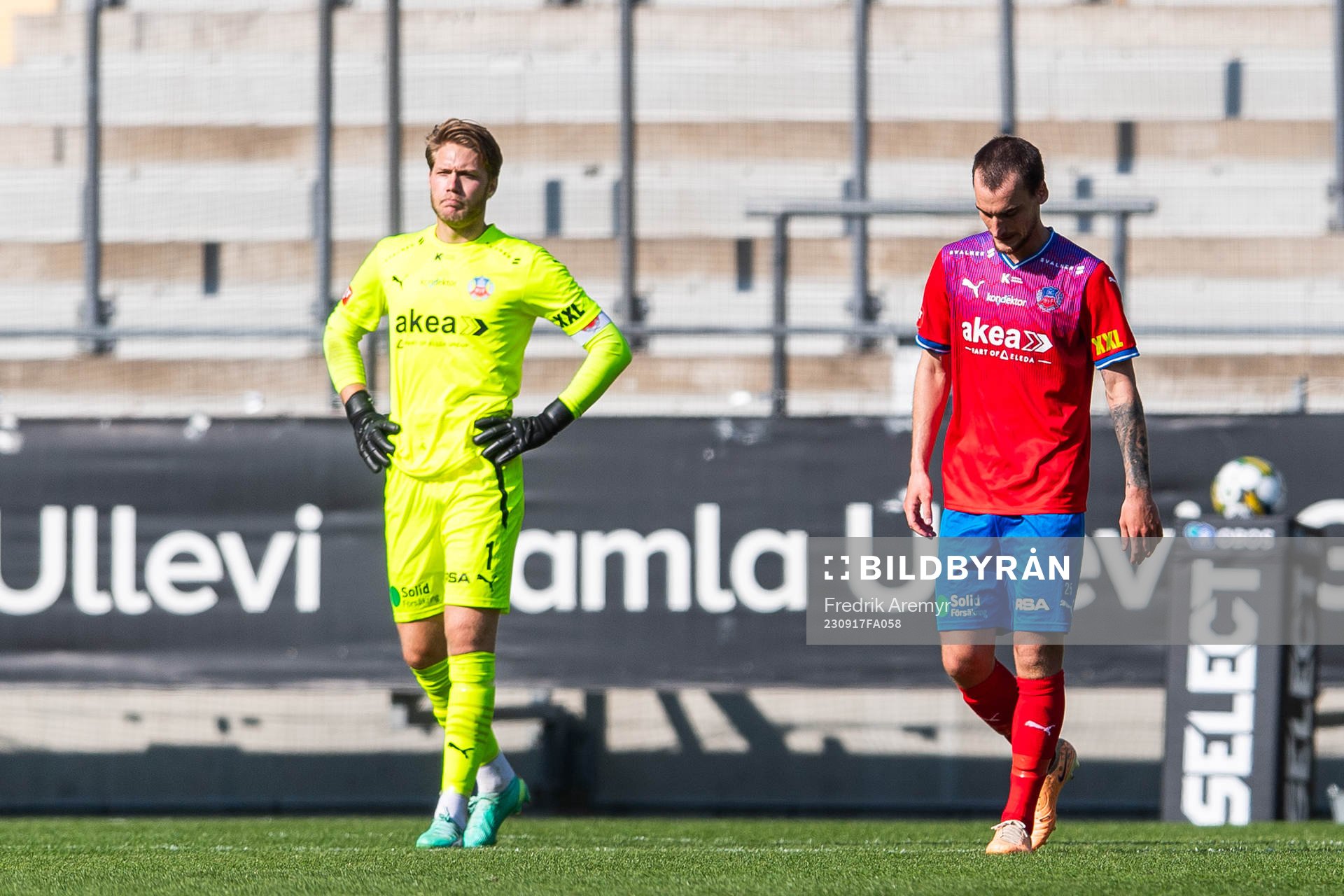 Helsingborgs målvakt Kalle Joelsson och Adam Hellborg