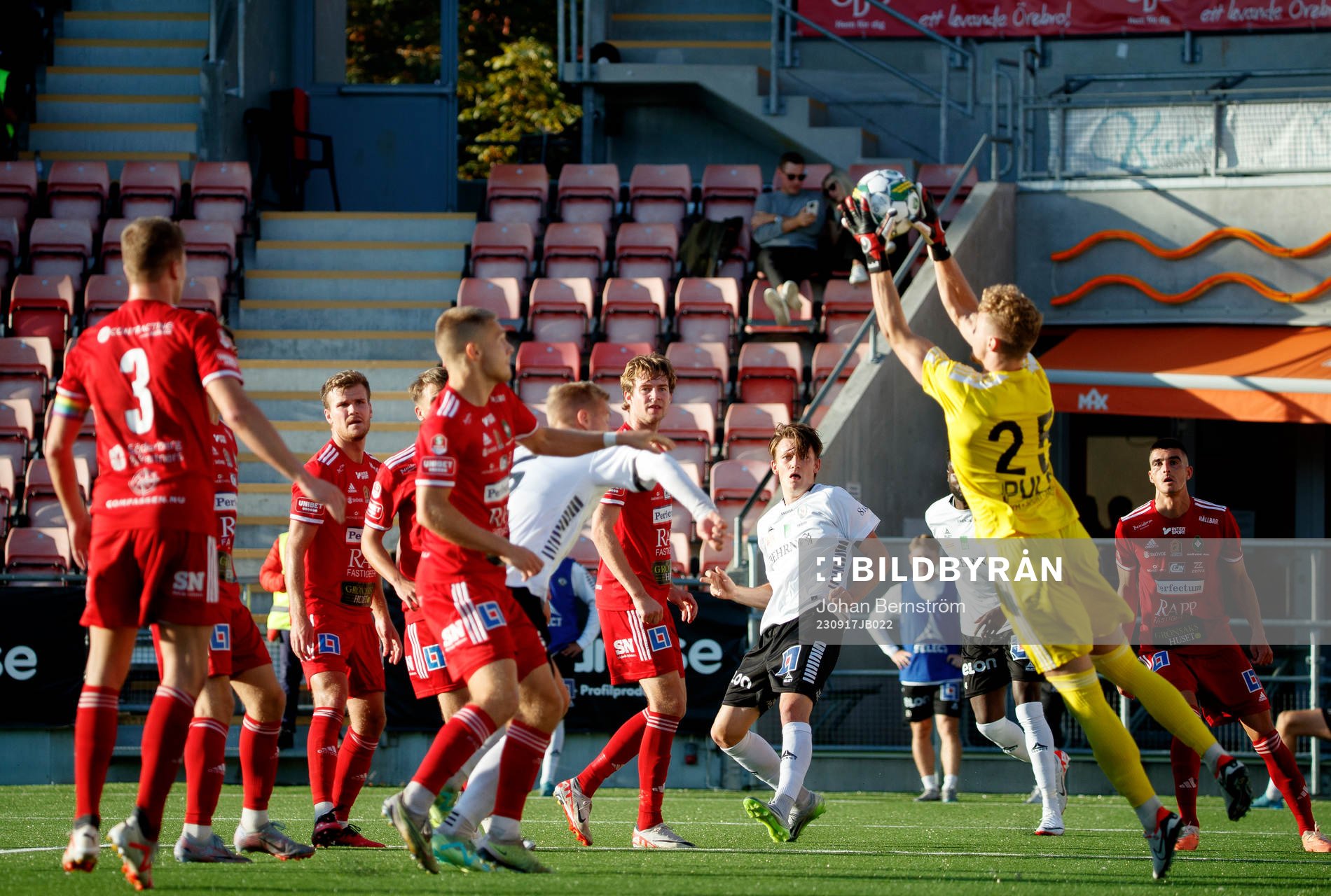 Skövde AIKs målvakt Mirza Kalijundzic