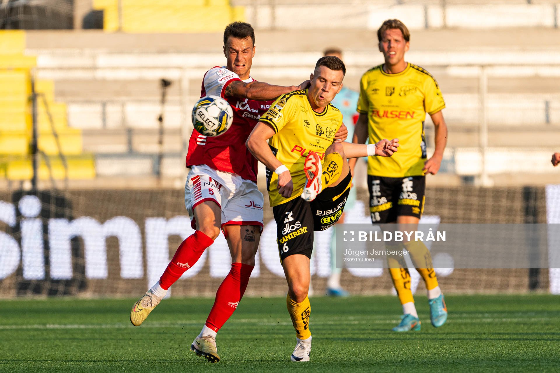 Kalmars Melker Hallberg och Elfsborgs Andri Fannar
