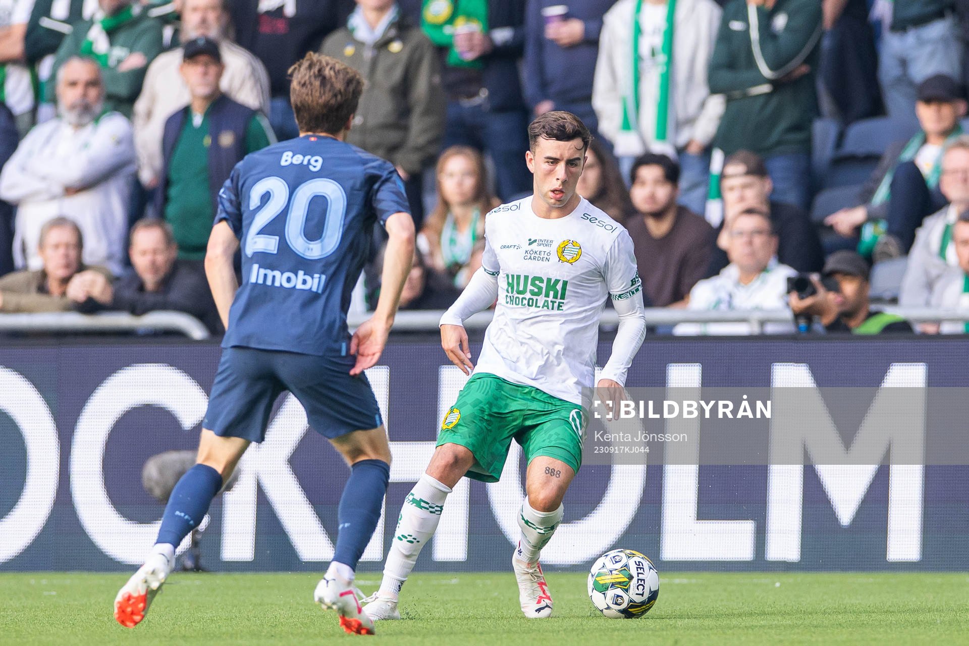 Hammarbys Marc Llinares Barragan jublar