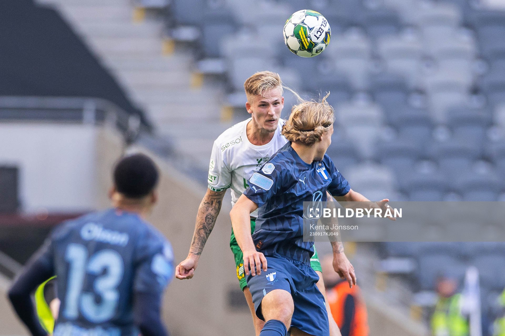 Hammarbys Fredrik Hammar och Malmö FFs Sebastian Nanasi