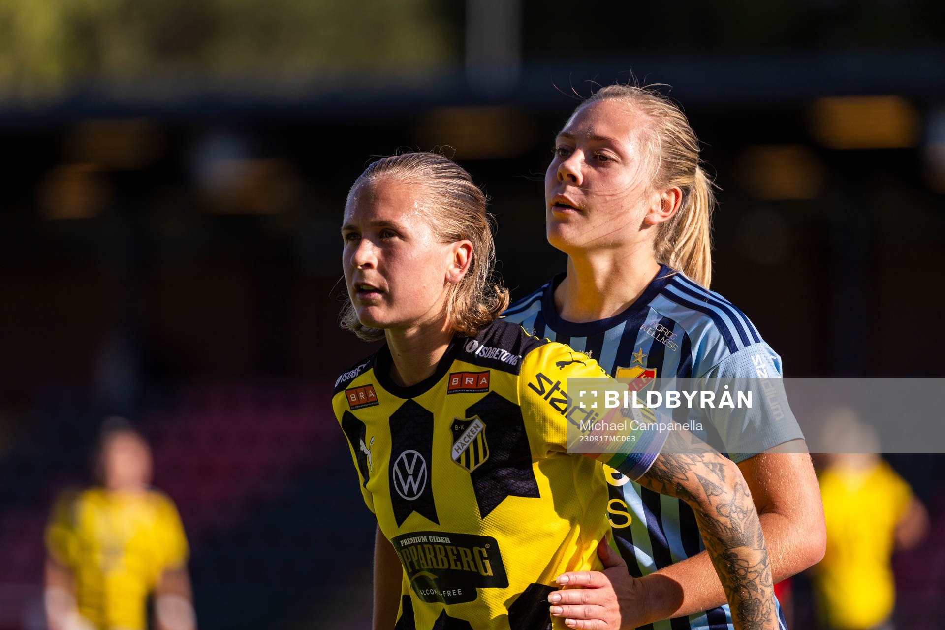 Häckens Filippa Curmark och Djurgårdens Alice Bergström