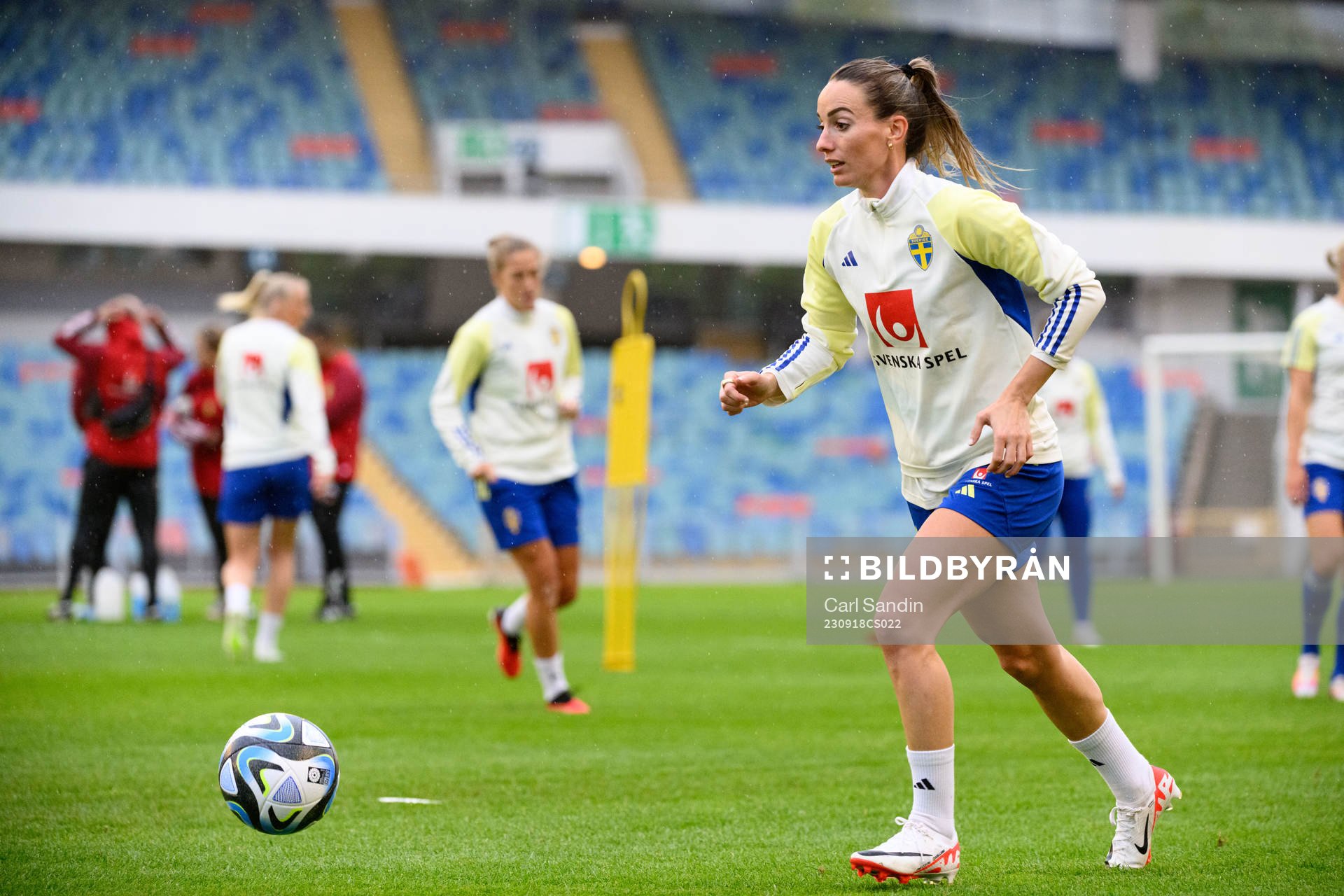 Kosovare Asllani of Sweden