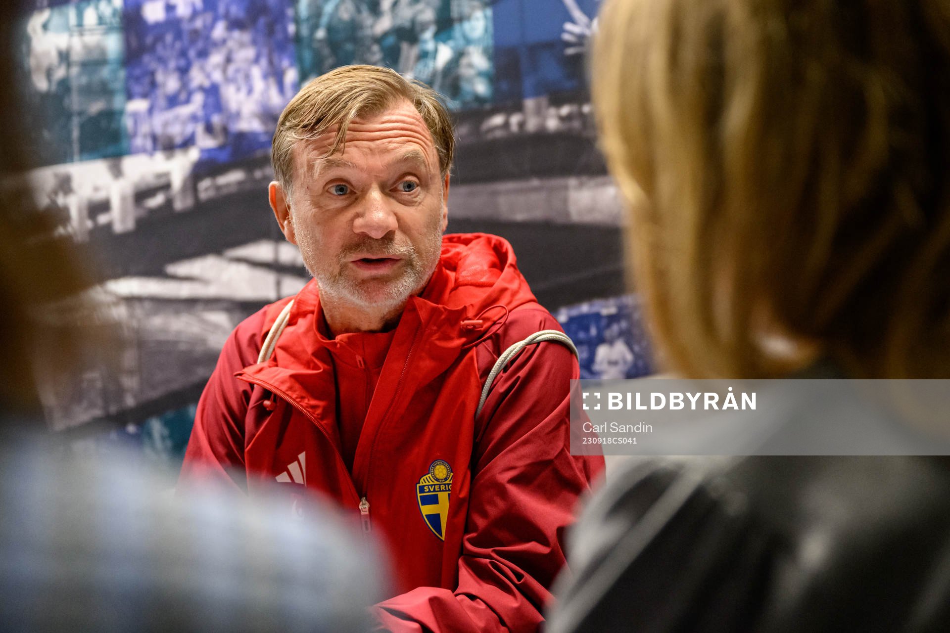 Head coach Peter Gerhardsson is being interviewed