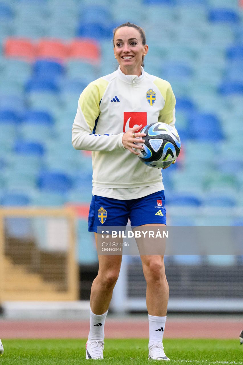 Kosovare Asllani