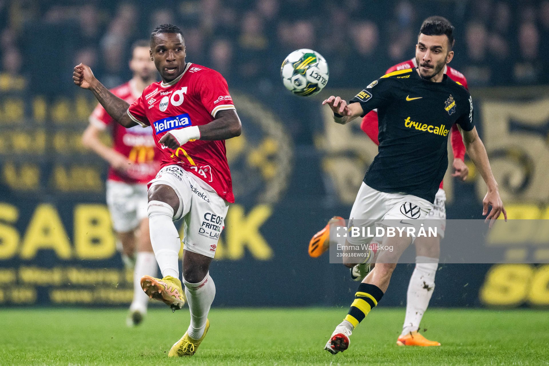 Degerfors Joseph-Claude Agyeman Gyau och AIKs Ioannis Pittas