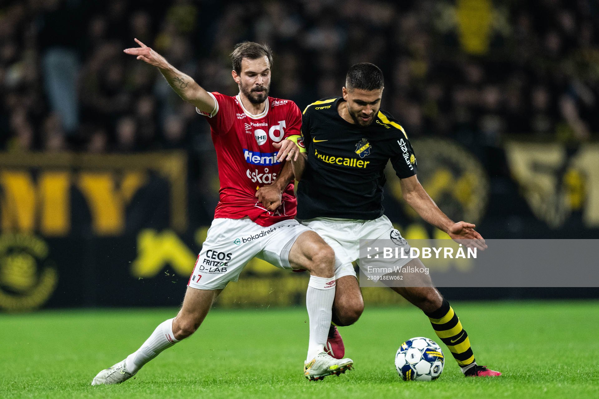 Degerfors Sebastian Ohlsson och AIKs Omar Faraj