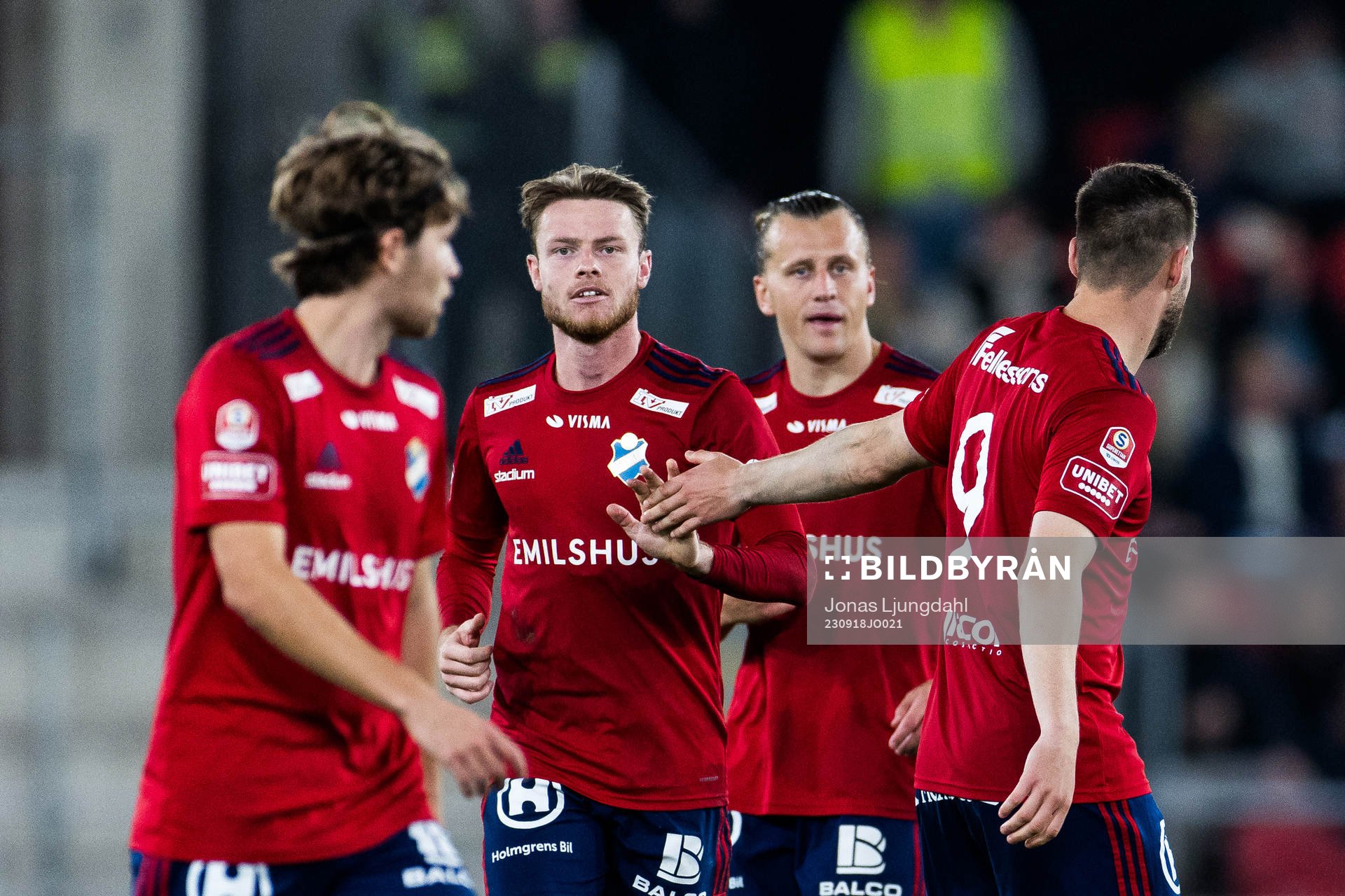 Östers Daniel Ljung och Niklas Söderberg jublar