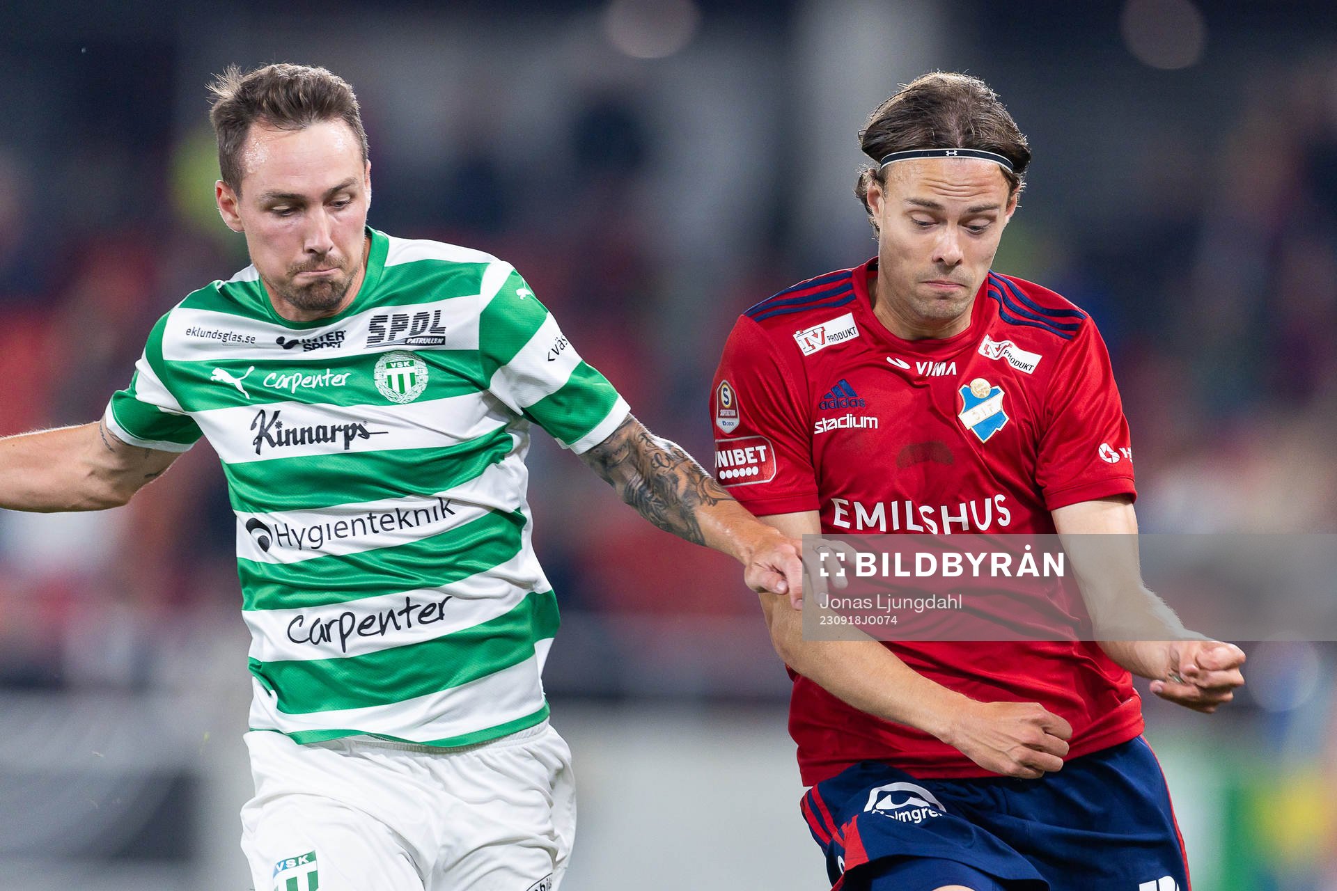 Västerås SKs Filip Tronet och Östers Thorri Mar Thorisson