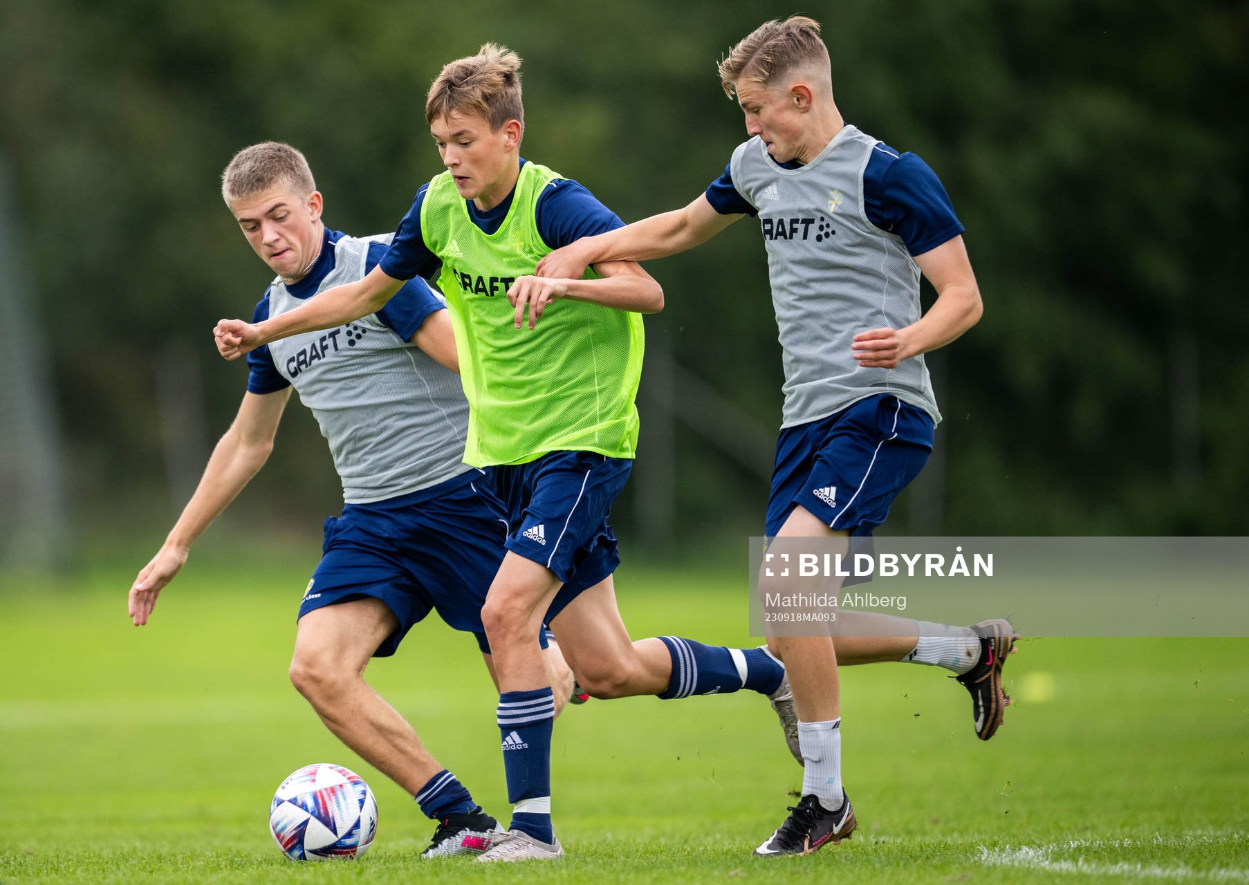 Musse Bäck Engström, Olle Lindberg och Kevin Karlsson vid
