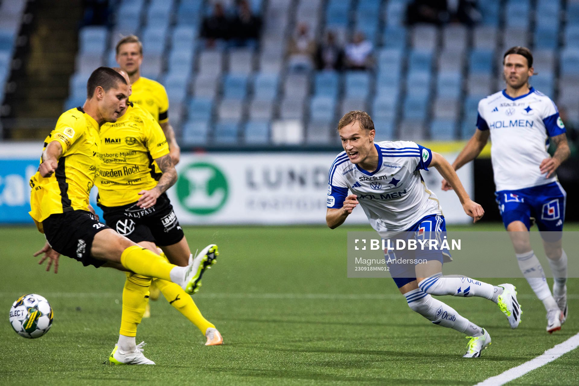 Mjällbys Tom Pettersson och IFK Norrköpings Marcus
