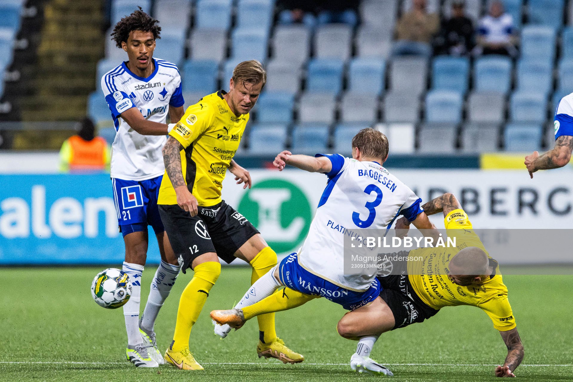 IFK Norrköpings Jesper Ceesay och Mjällbys David Löfquist