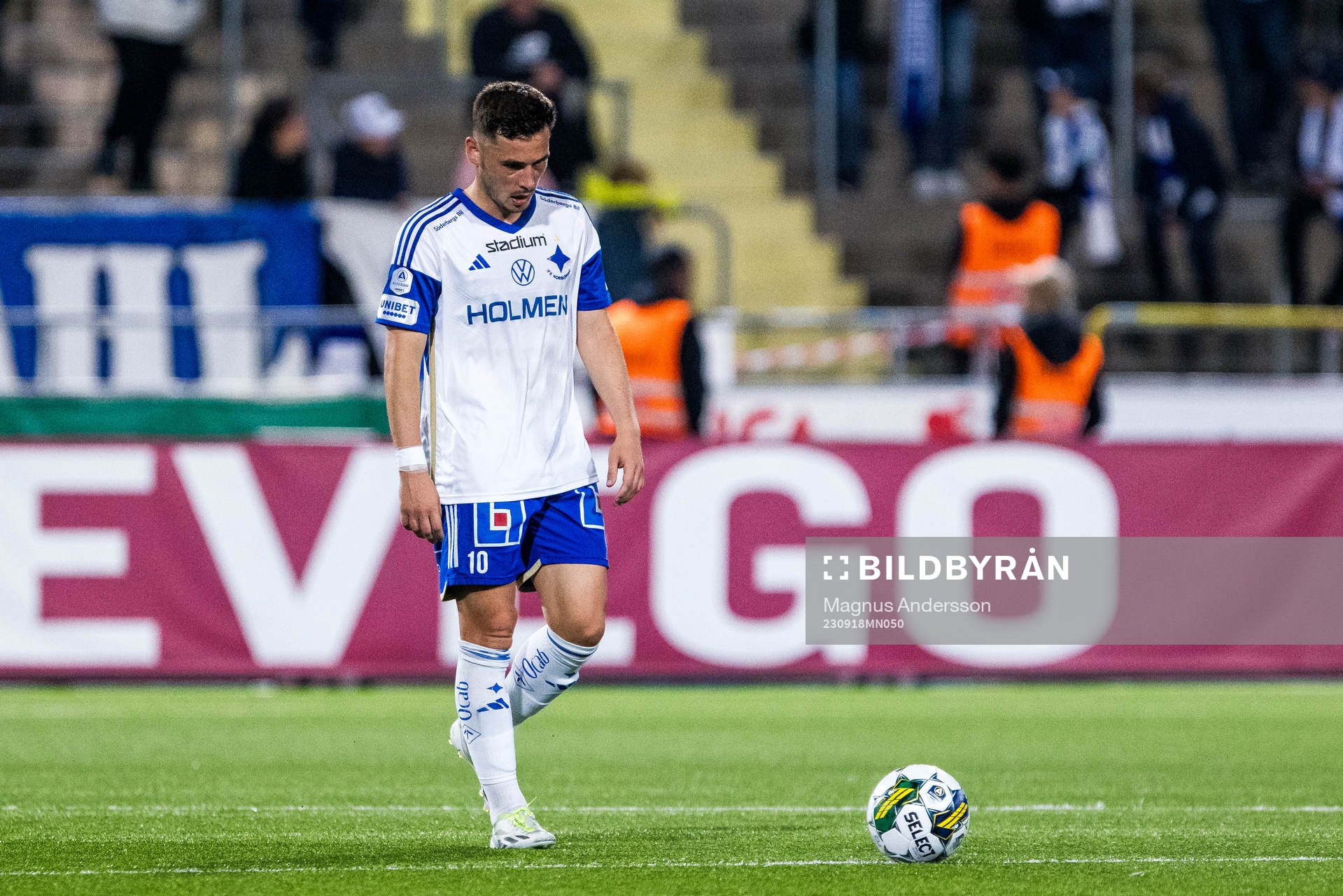 IFK Norrköpings Vito Hammershöy-Mistrati deppar