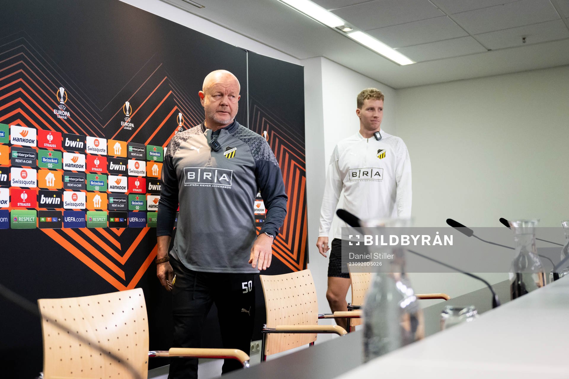Head coach Per-Mathias Høgmo and Samuel Gustafson of