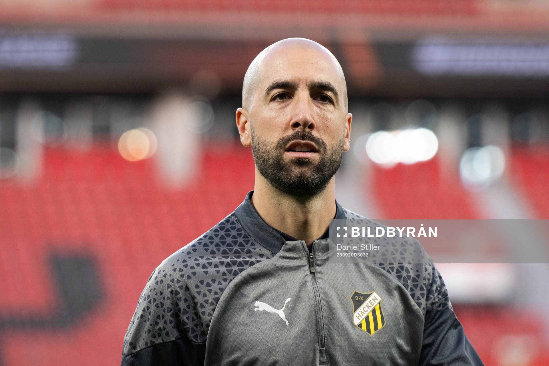 Assistant coach Martin Foyston of Häcken during a training session ahead of the UEFA Europa League match against Bayer 04 Leverkusen on September 20, 2023 in Leverkusen.