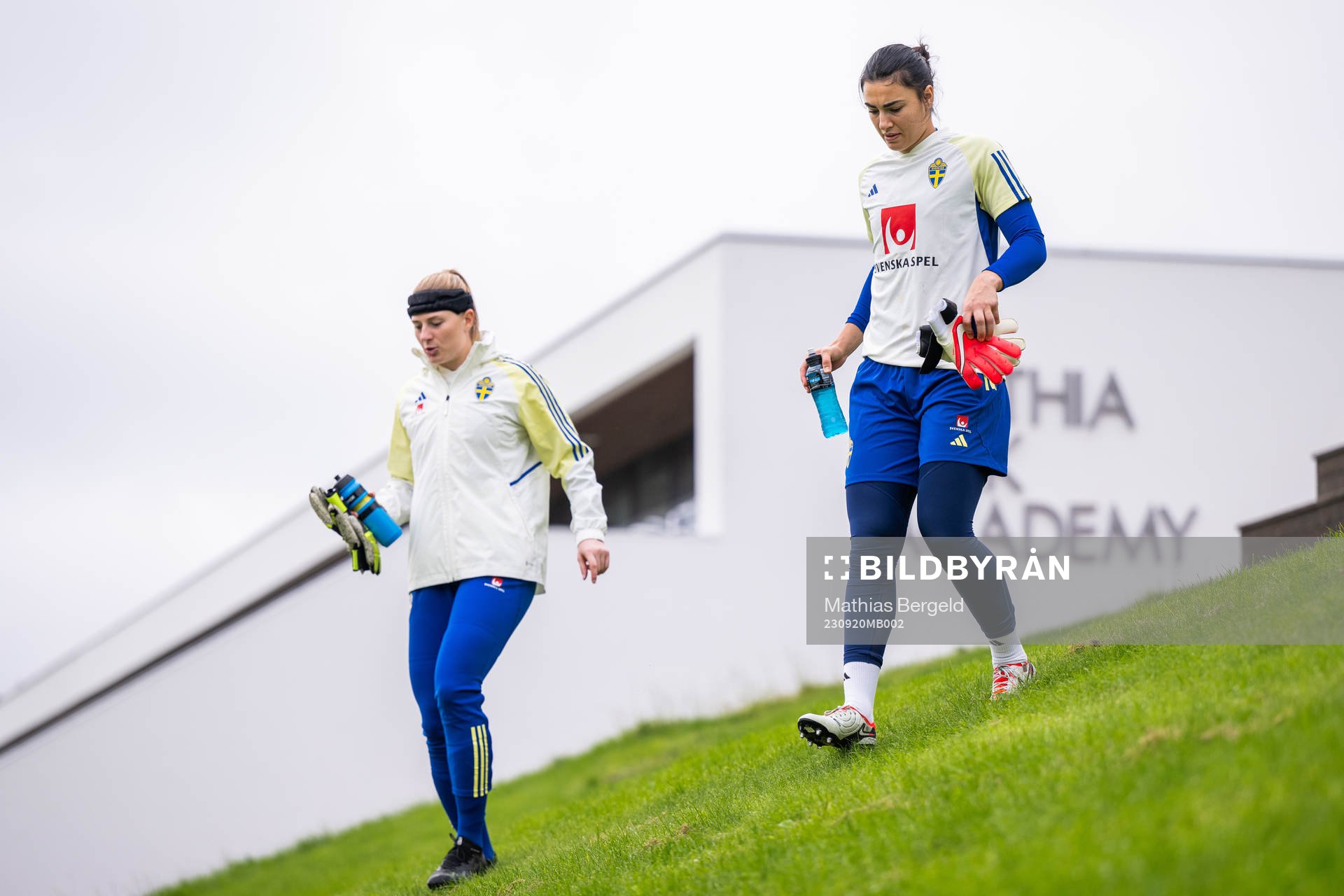 Goalkeeper Tove Enblom and goalkeeper Zecira Musovic