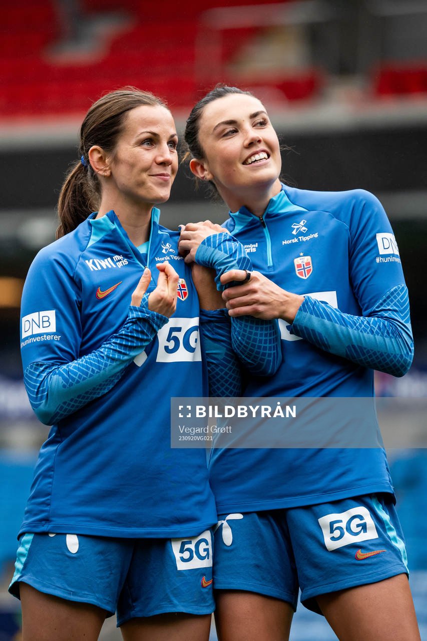 Tuva Hansen and Ingrid Syrstad Engen of the Norwegian