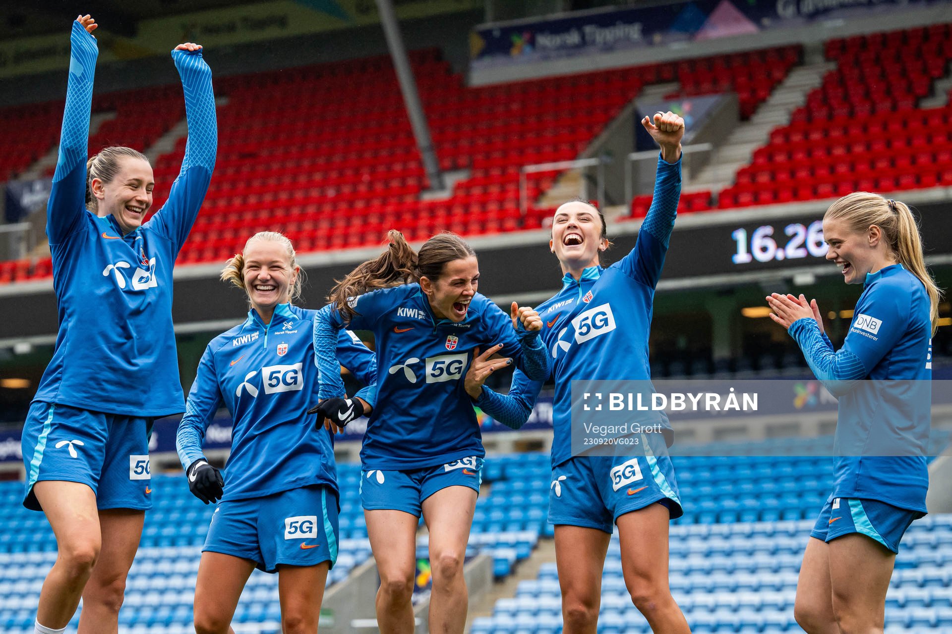 Elisabeth Terland, Frida Maanum, Tuva Hansen, Ingrid
