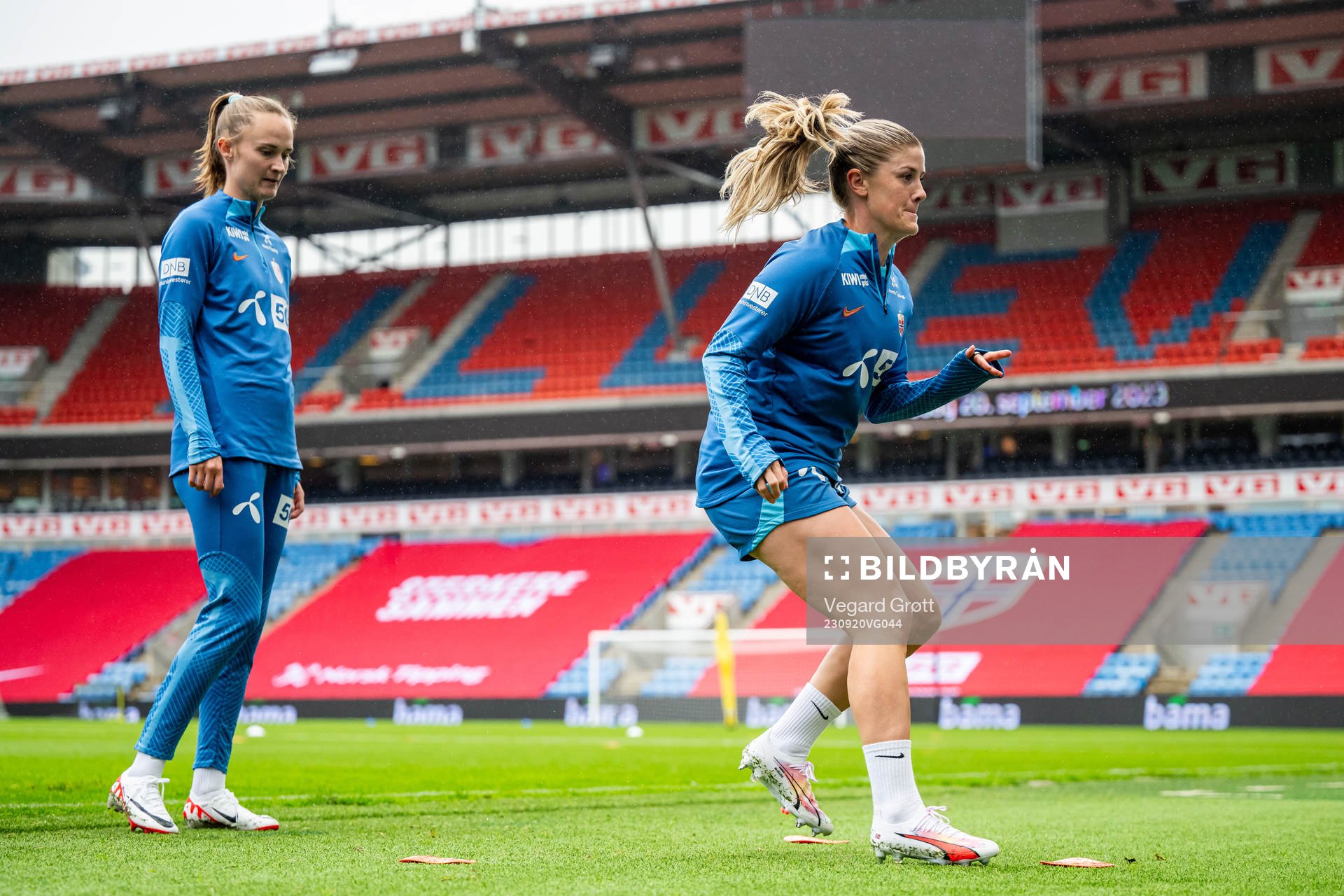 Caroline Graham Hansen and Maren Mjelde of the Norwegian