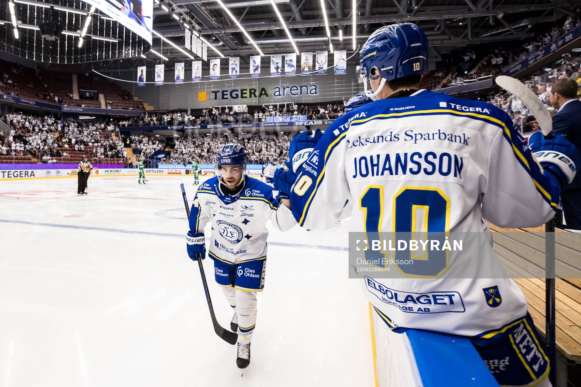 Leksands Oskar Lang jublar