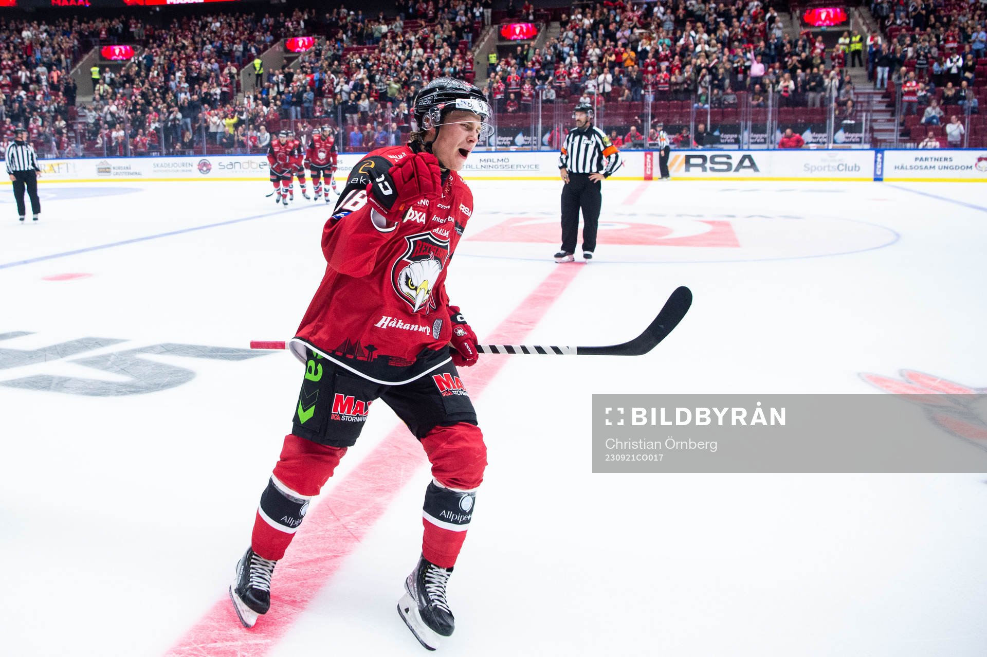 Malmö Redhawks Lauri Pajuniemi jublar