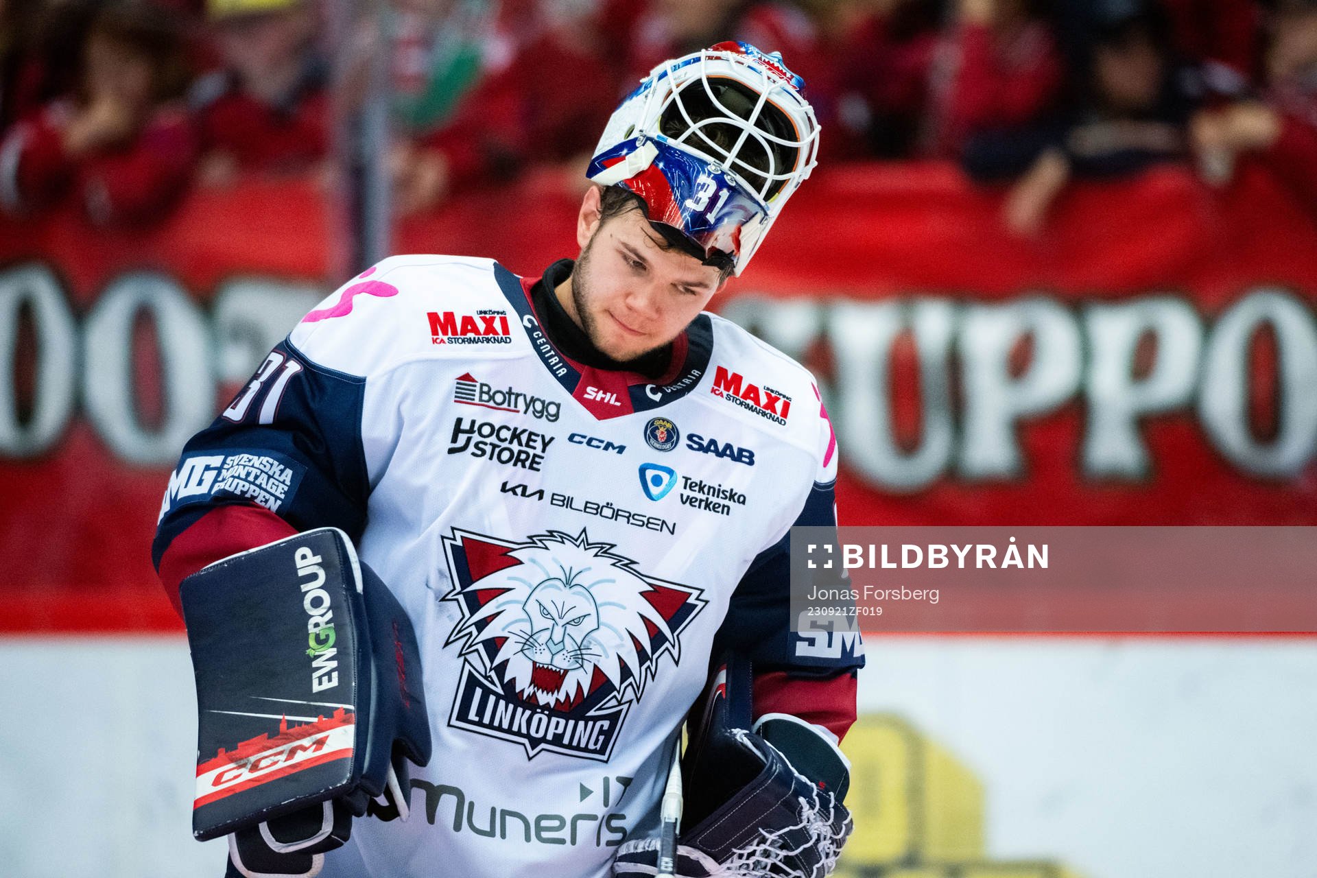 Linköpings målvakt Jesper Myrenberg deppar