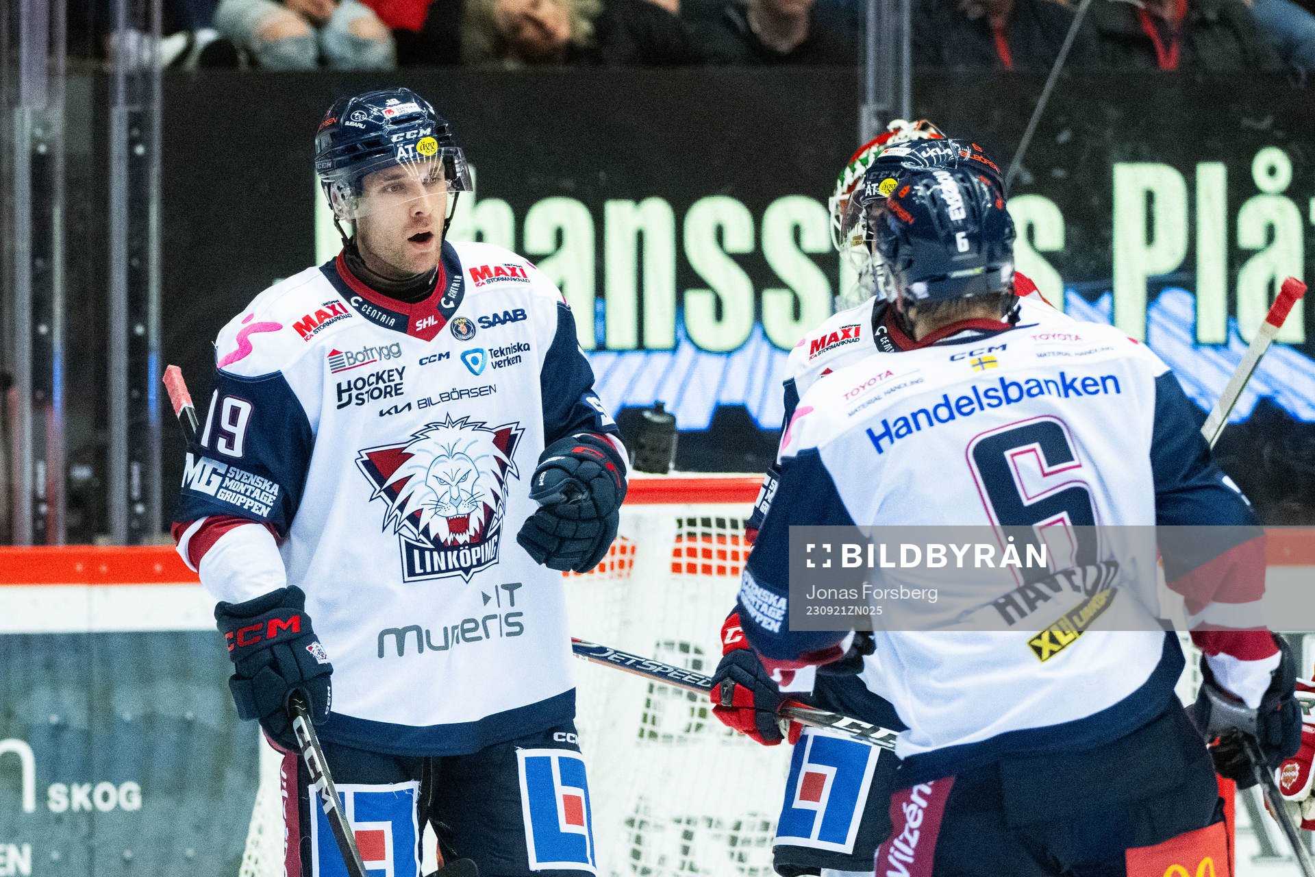 Linköpings Patrick Russell jublar