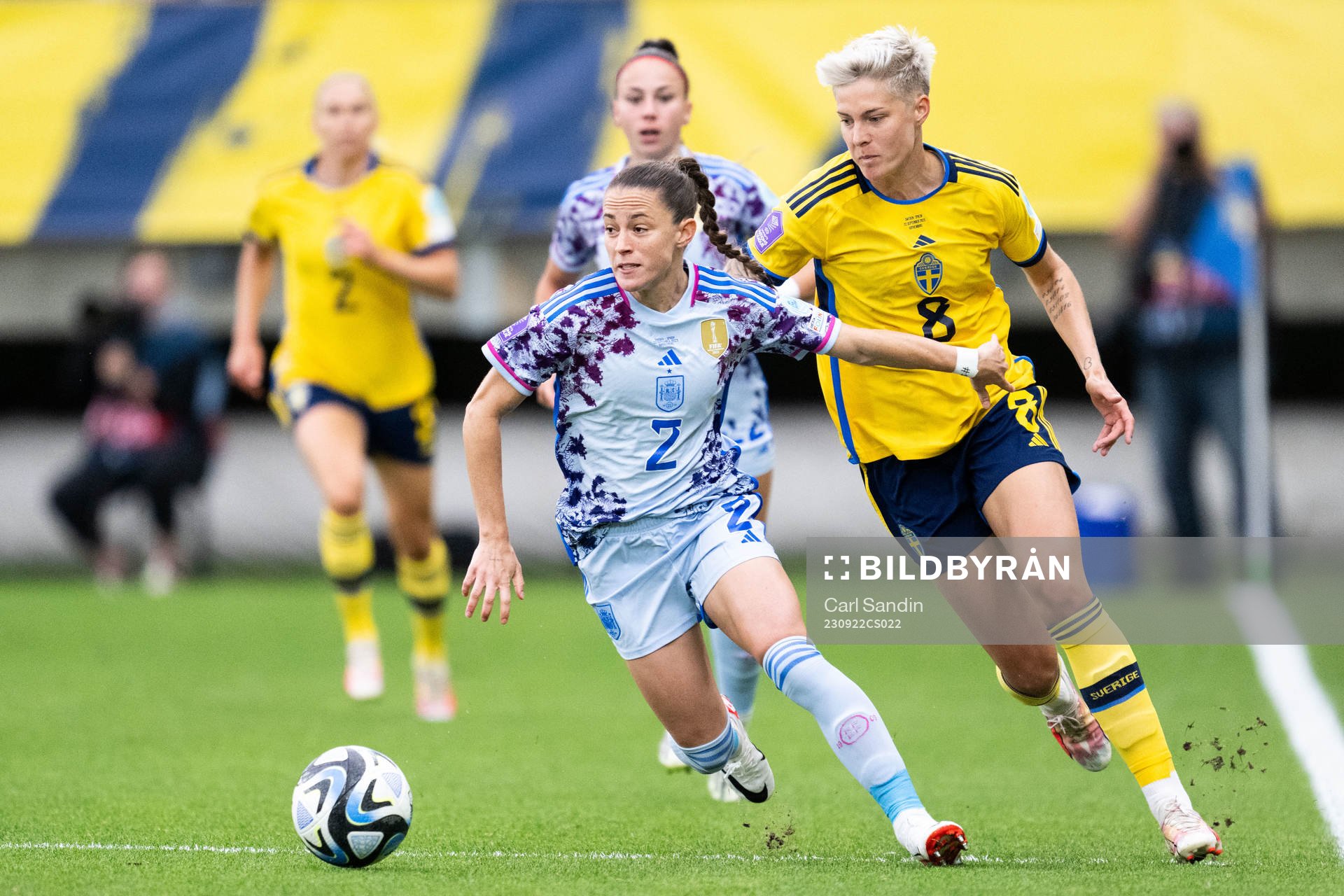 Ona Batlle of Spain and Lina Hurtig of Sweden
