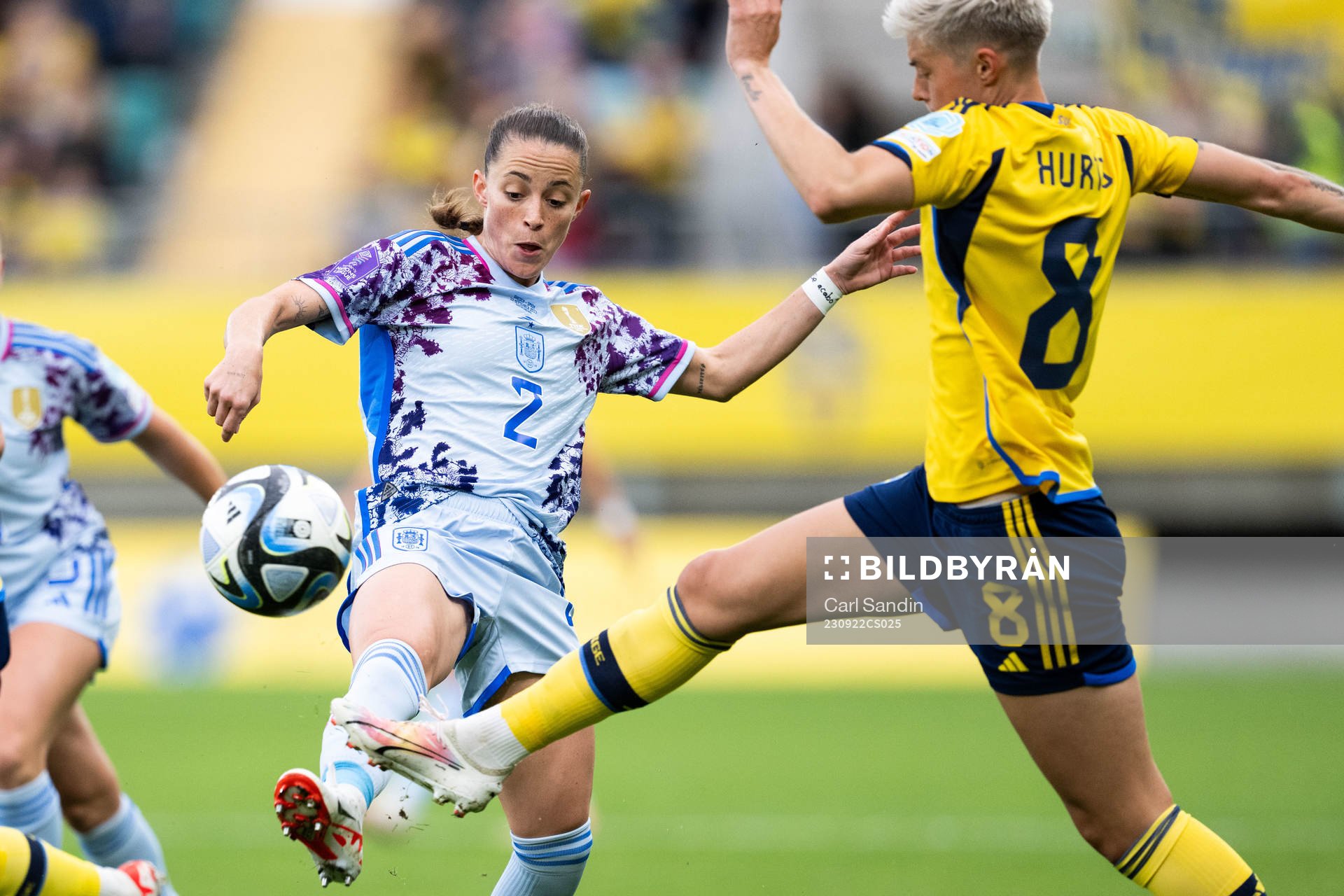 Ona Batlle of Spain and Lina Hurtig of Sweden