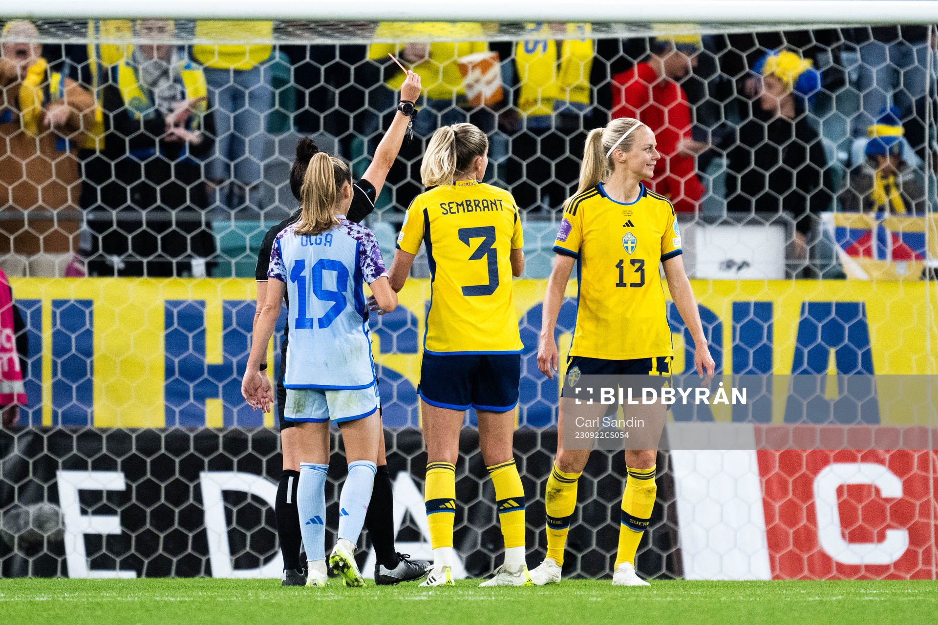 Amanda Ilestedt of Sweden receives a red card