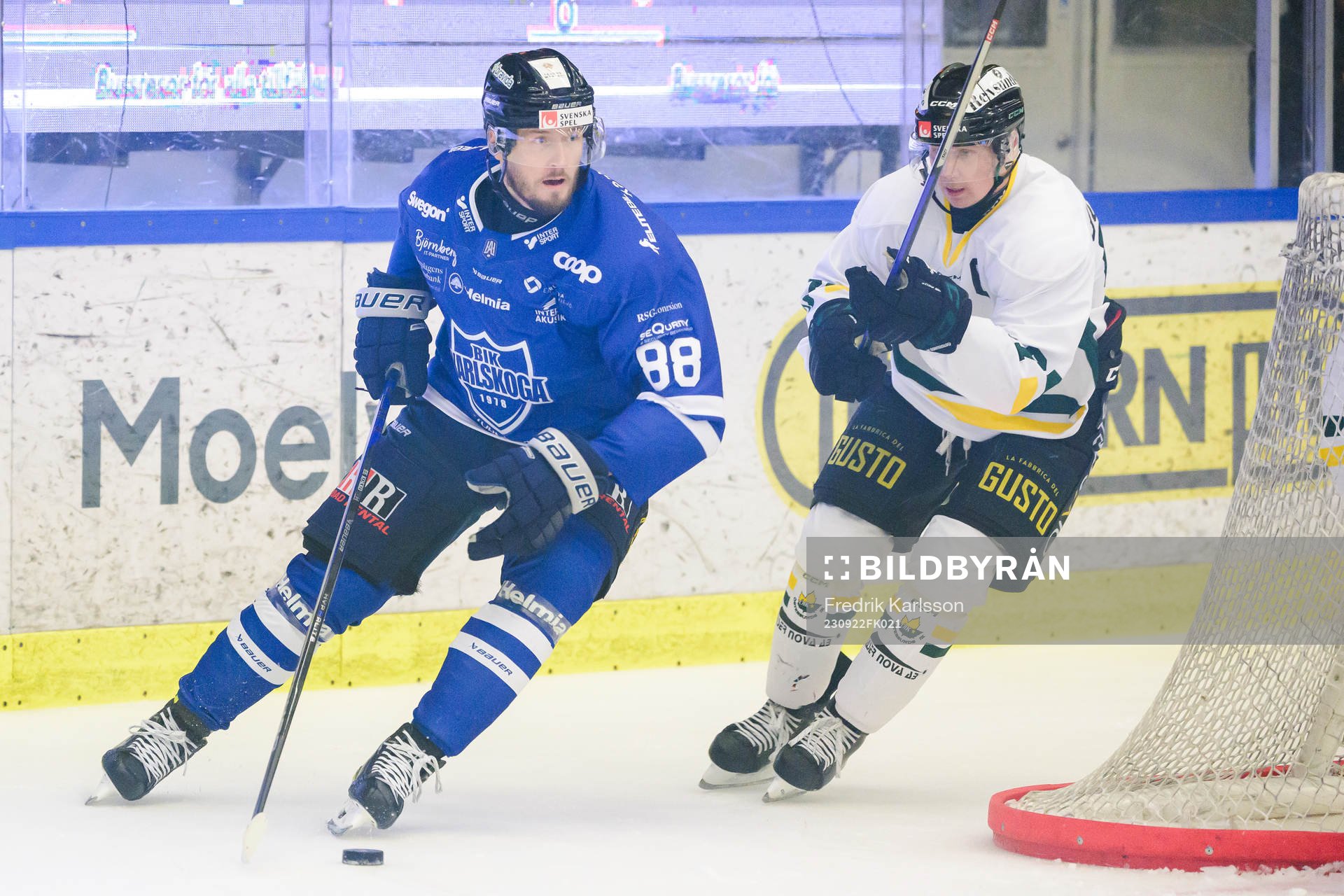 Karlskogas Jesper Kokkonen och Östersunds Karl Johansson