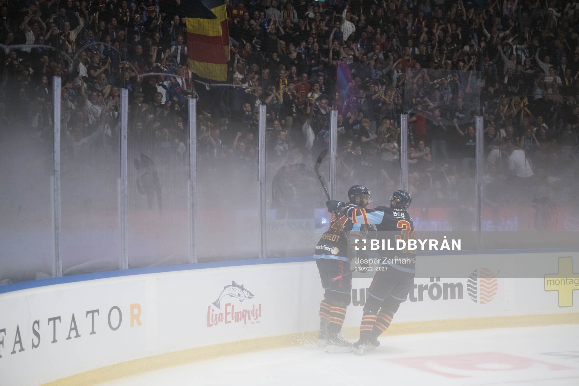 Djurgårdens Ludvig Rensfeldt och Daniel Brodin Jublar