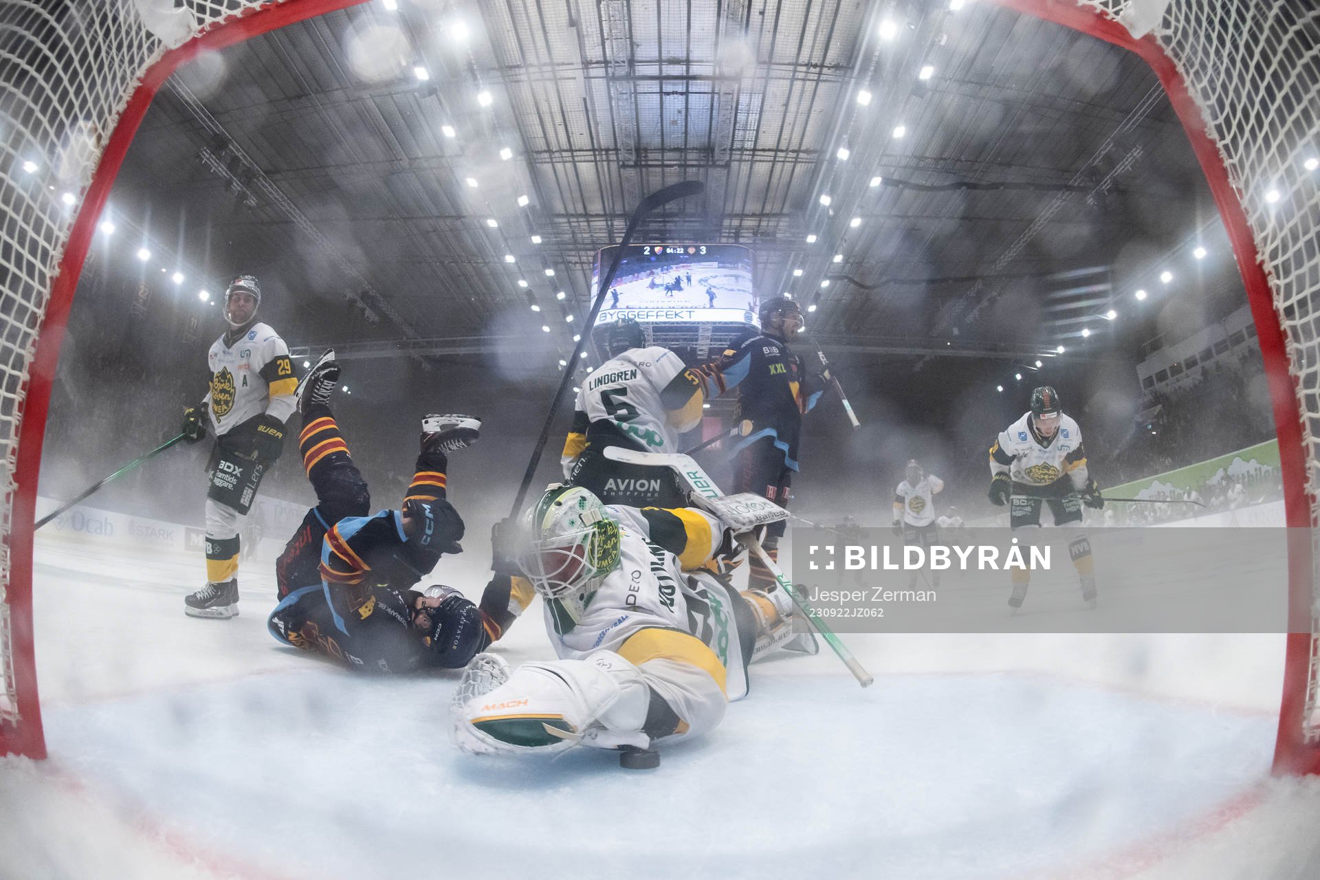 Björklövens målvakt Joona Voutilainen släpper in 3-3 av