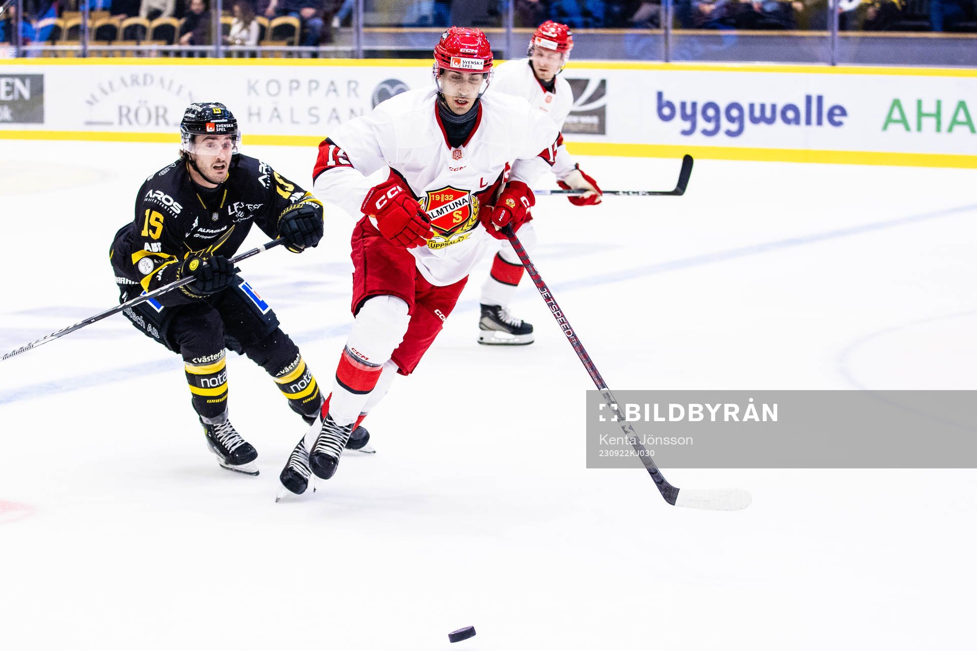 Västerås Jared Dmytriw och Almtunas Marcus Karlström