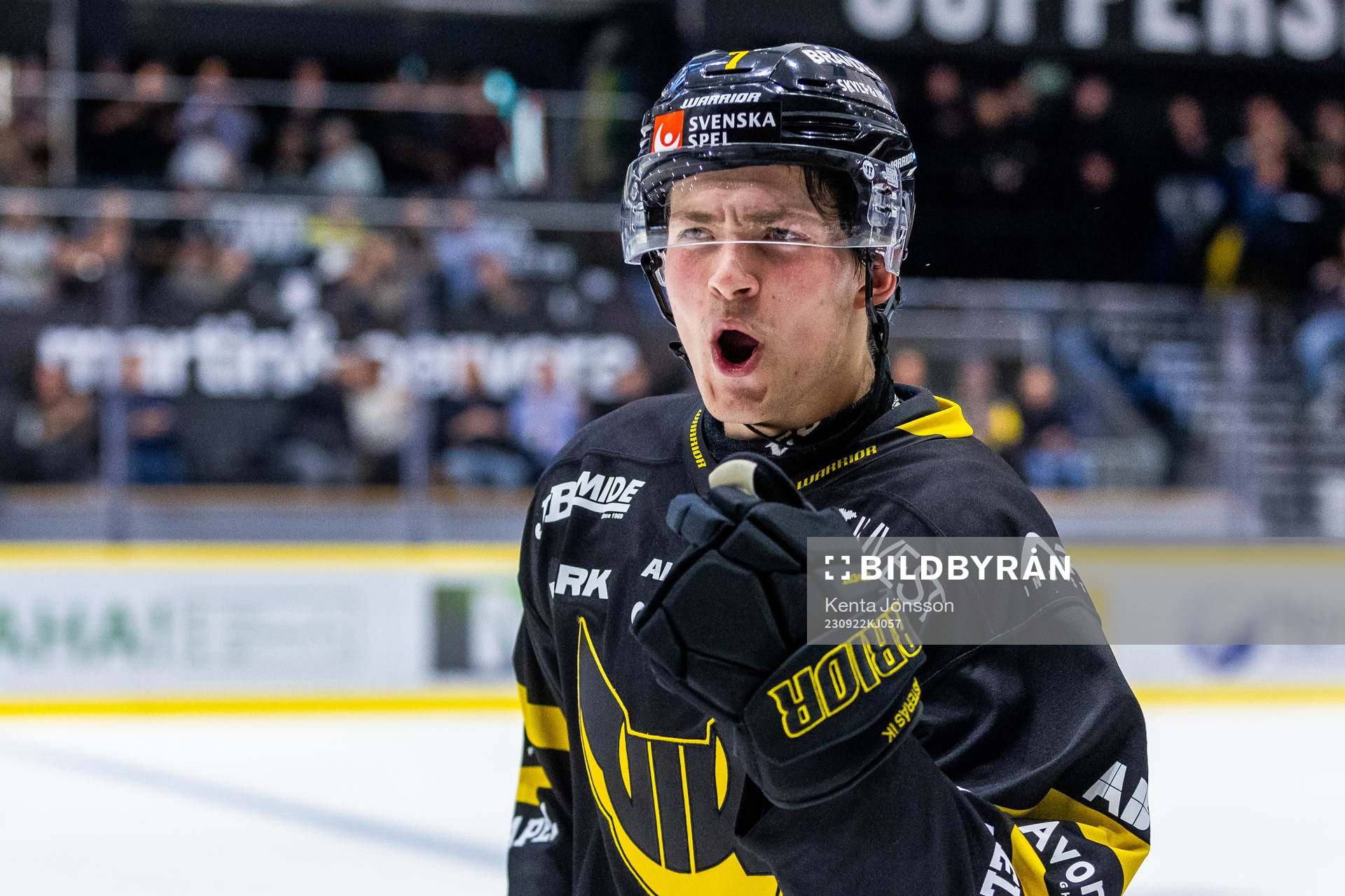 Västerås Hannes Hellberg jublar