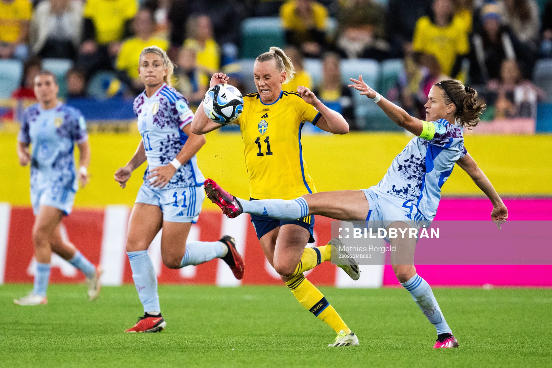 Stina Blackstenius of Sweden and Irene Paredes of Spain