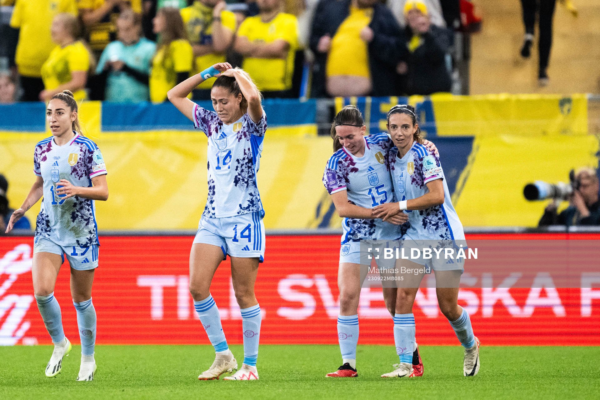 Eva Maria Navarro Garcia of Spain celebrates with team mates