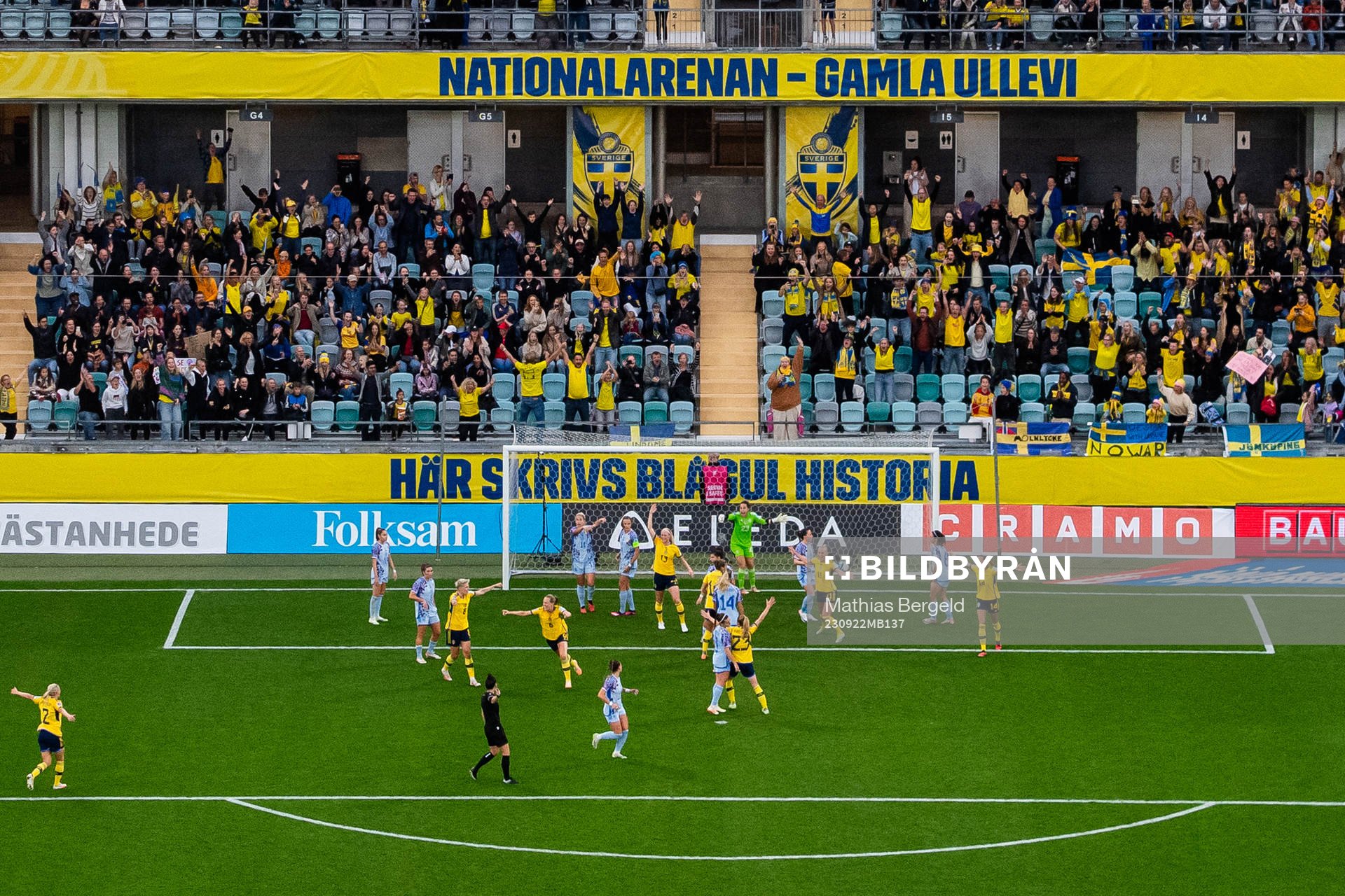 Magdalena Eriksson of Sweden celebrates with team mates