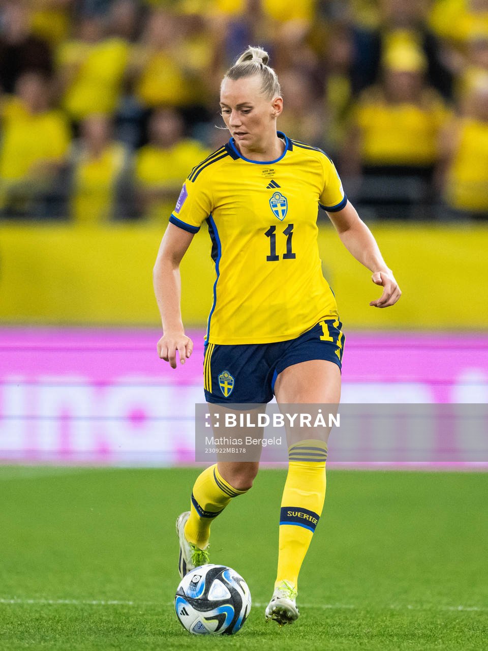 Stina Blackstenius of Sweden