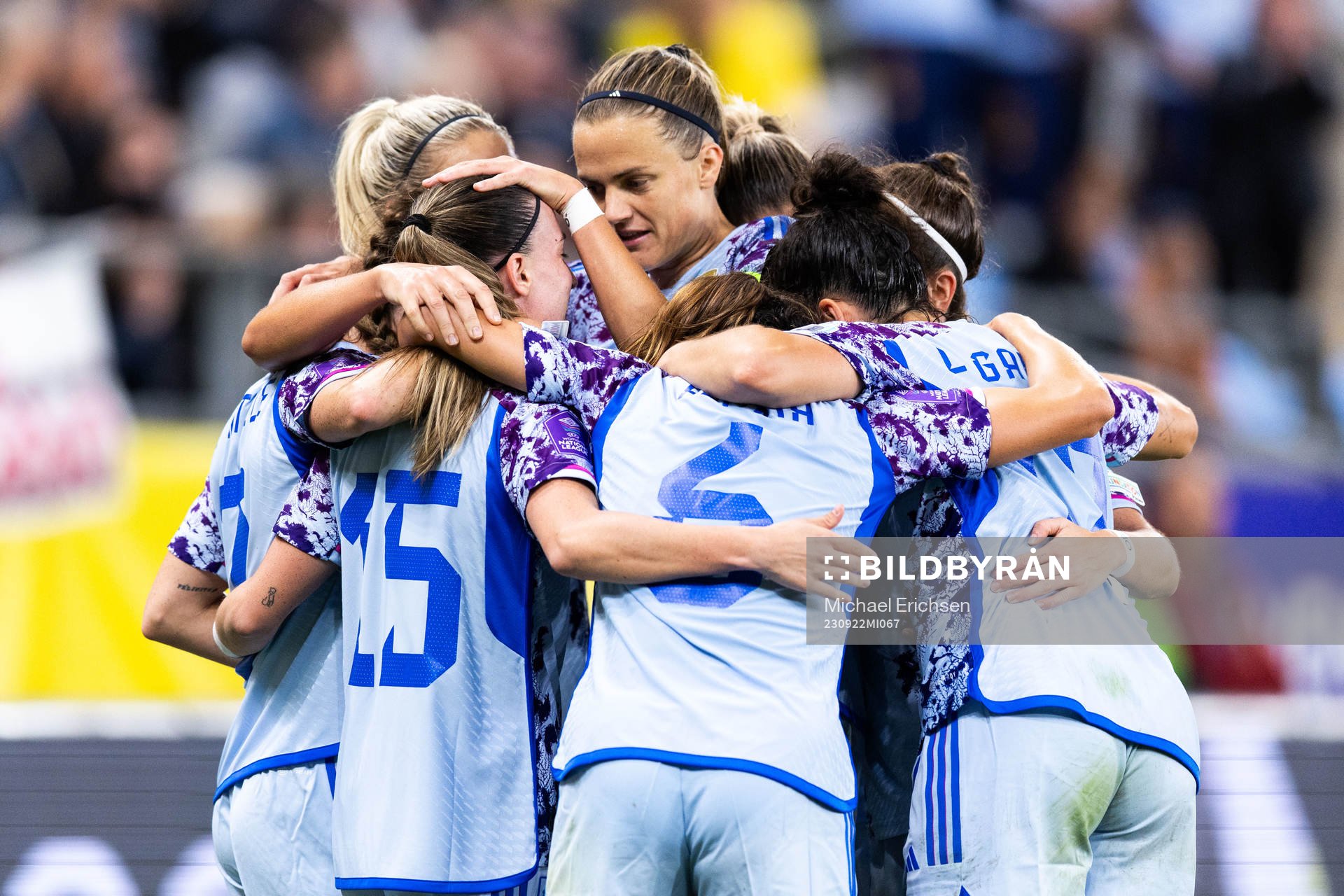 Eva Maria Navarro Garcia of Spain celebrates with team mates