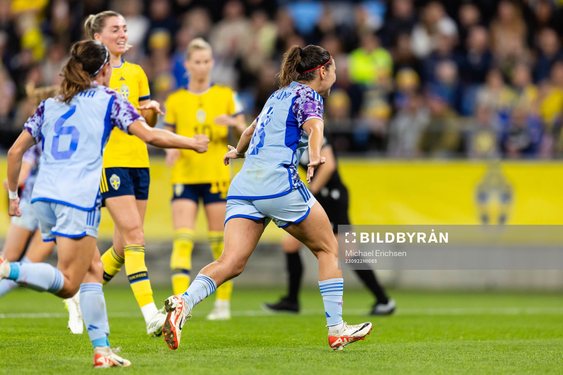 Mariona Caldentey of Spain celebrates scoring 2-3 during the Nations League football match between Sweden and Spain on September 22, 2023 in Gothenburg.