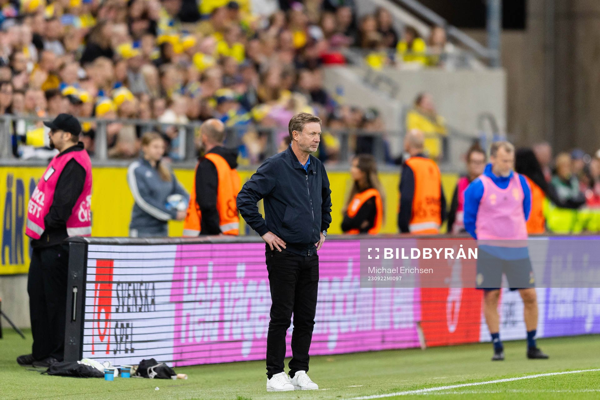 Head coach Peter Gerhardsson of Sweden
