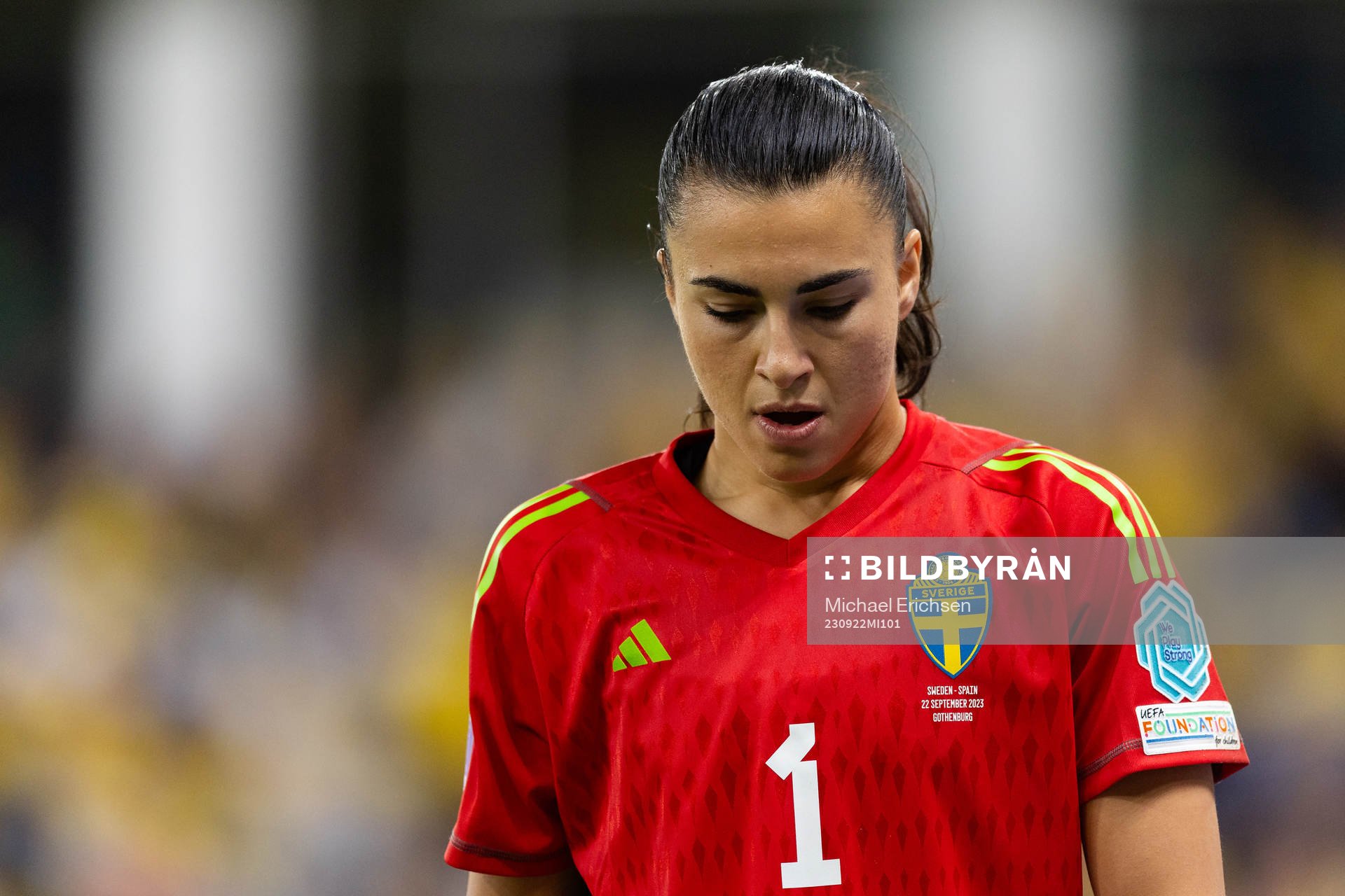 Goalkeeper Zecira Musovic of Sweden