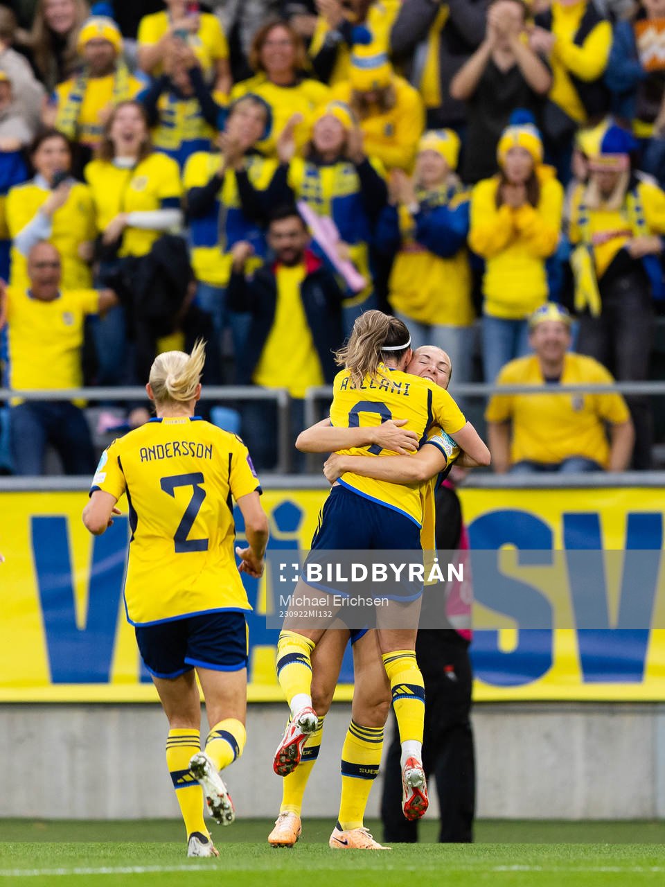 Magdalena Eriksson of Sweden celebrates scoring 1-0 with