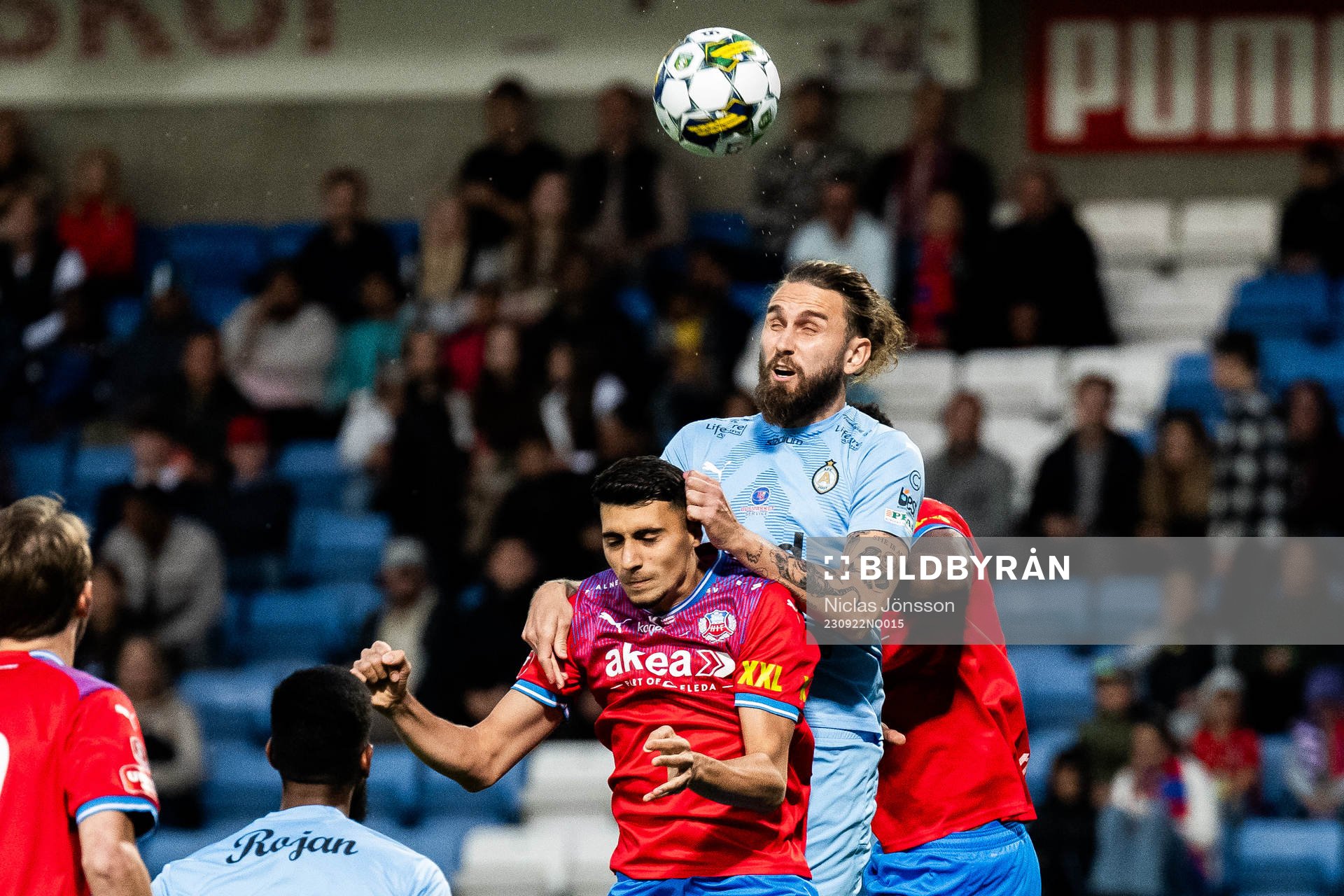 Helsingborgs Amar Muhsin och AFC Eskilstunas Ali Suljic