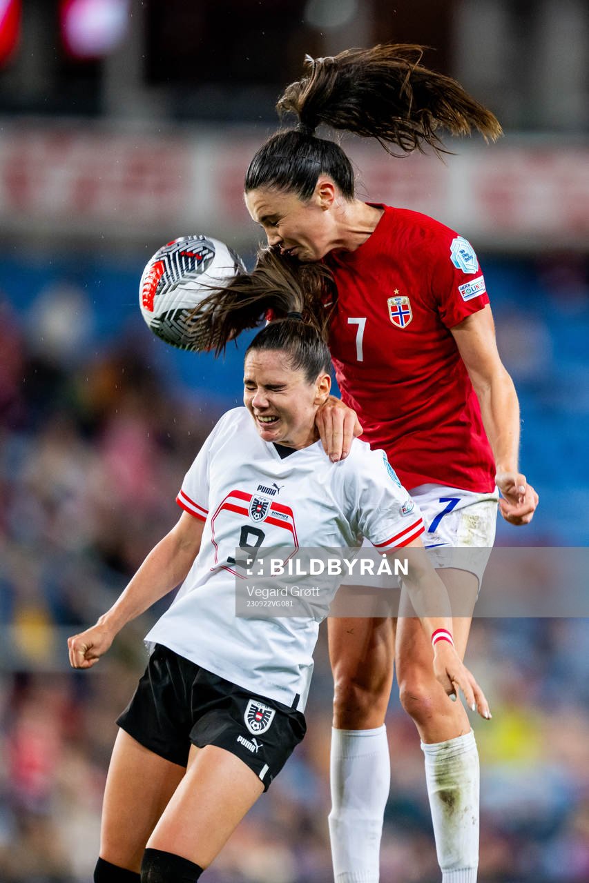 Sarah Zadrazil of Austria and Ingrid Syrstad Engen of Norway