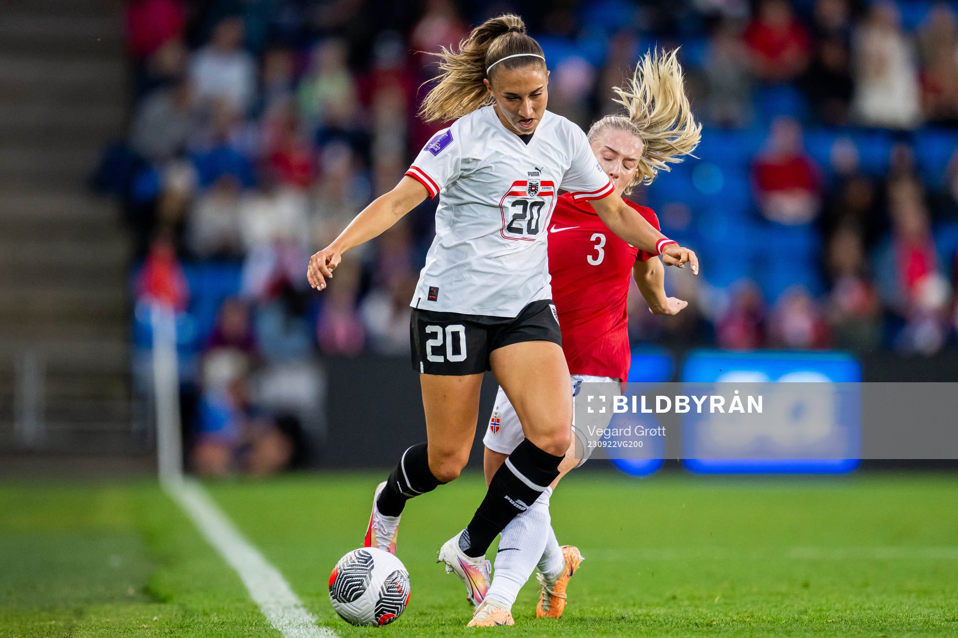 Katharina Naschenweng of Austria and Thea Bjelde of Norway