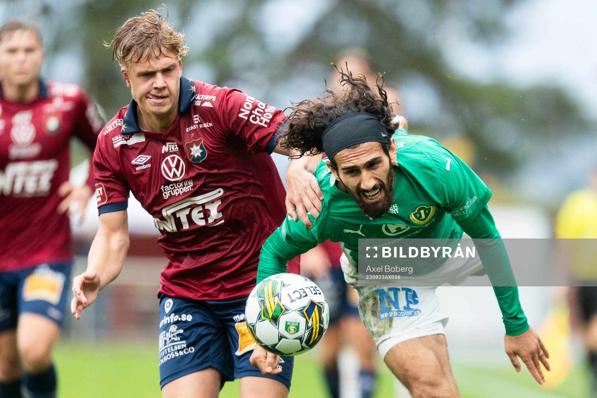 Örgrytes Kevin Holmén och Jönköpings Södras Hady Saleh