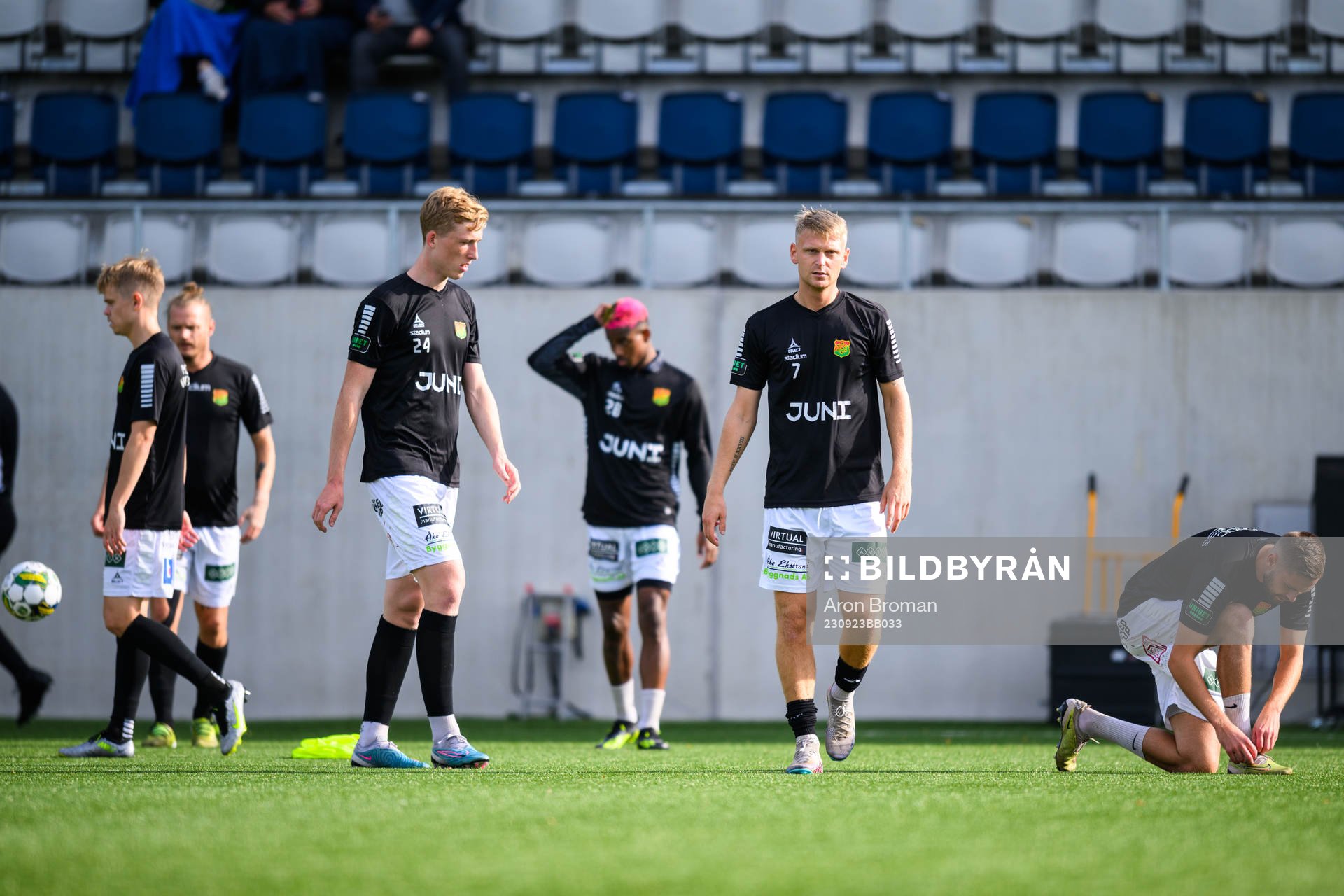 GAIS spelare värmer upp