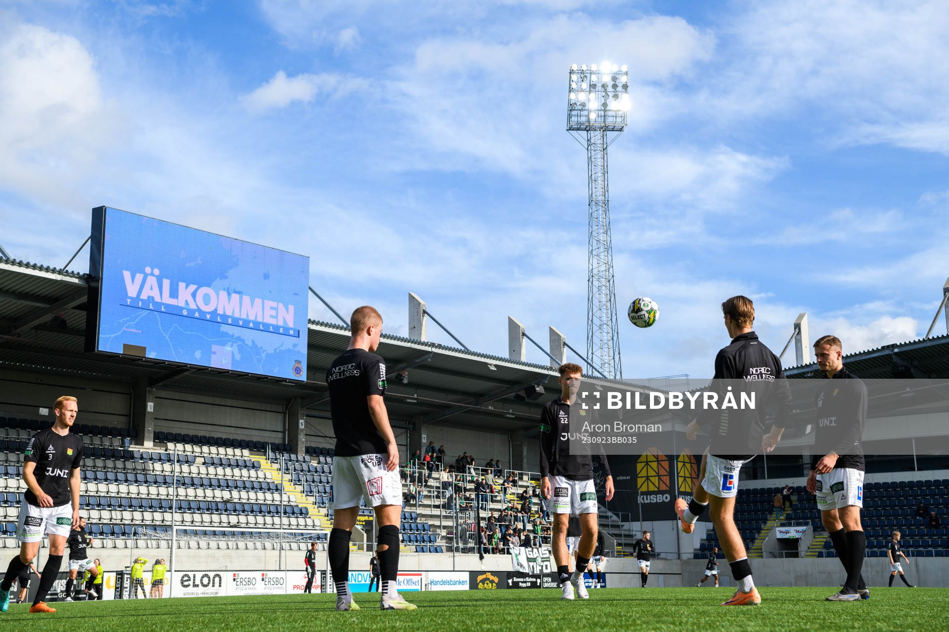 GAIS spelare värmer upp